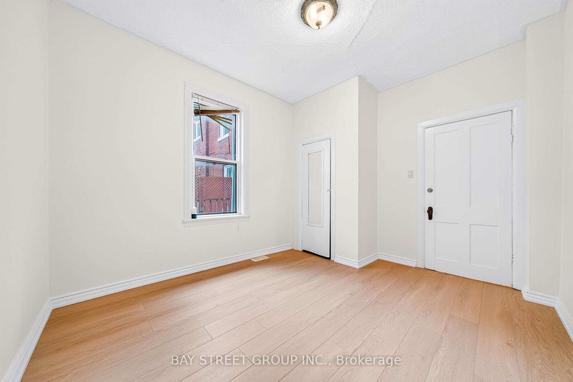 Photo 13 of 116 Summer Street, Oshawa, Central — HOMEH