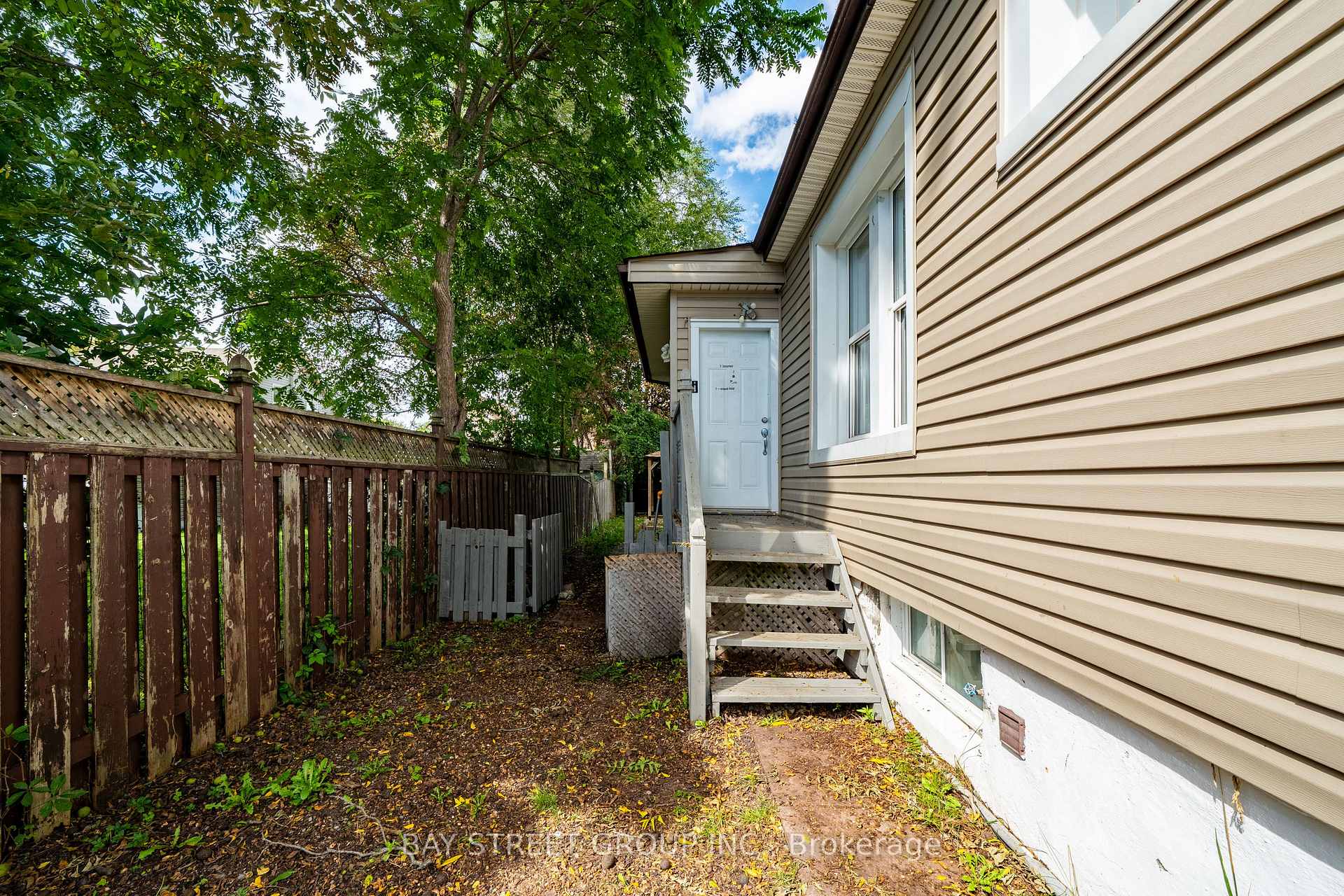 Photo 33 of 116 Summer Street, Oshawa, Central — HOMEH