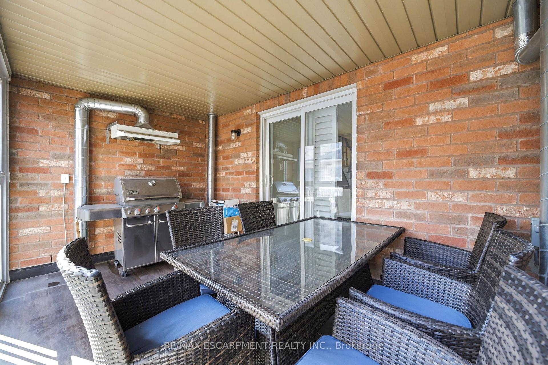 Photo 17 of 73 Ted Wray Circle, North York, Downsview-Roding-CFB — HOMEH