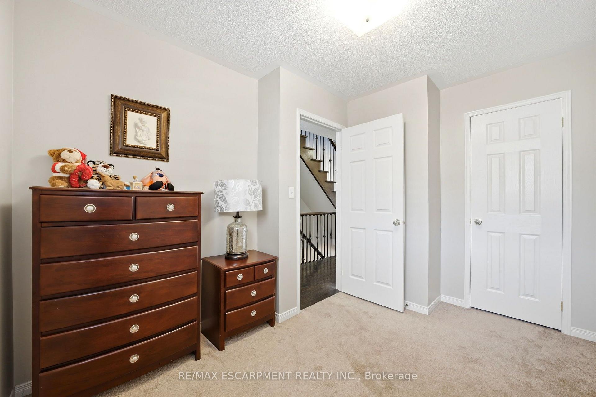 Photo 23 of 73 Ted Wray Circle, North York, Downsview-Roding-CFB — HOMEH