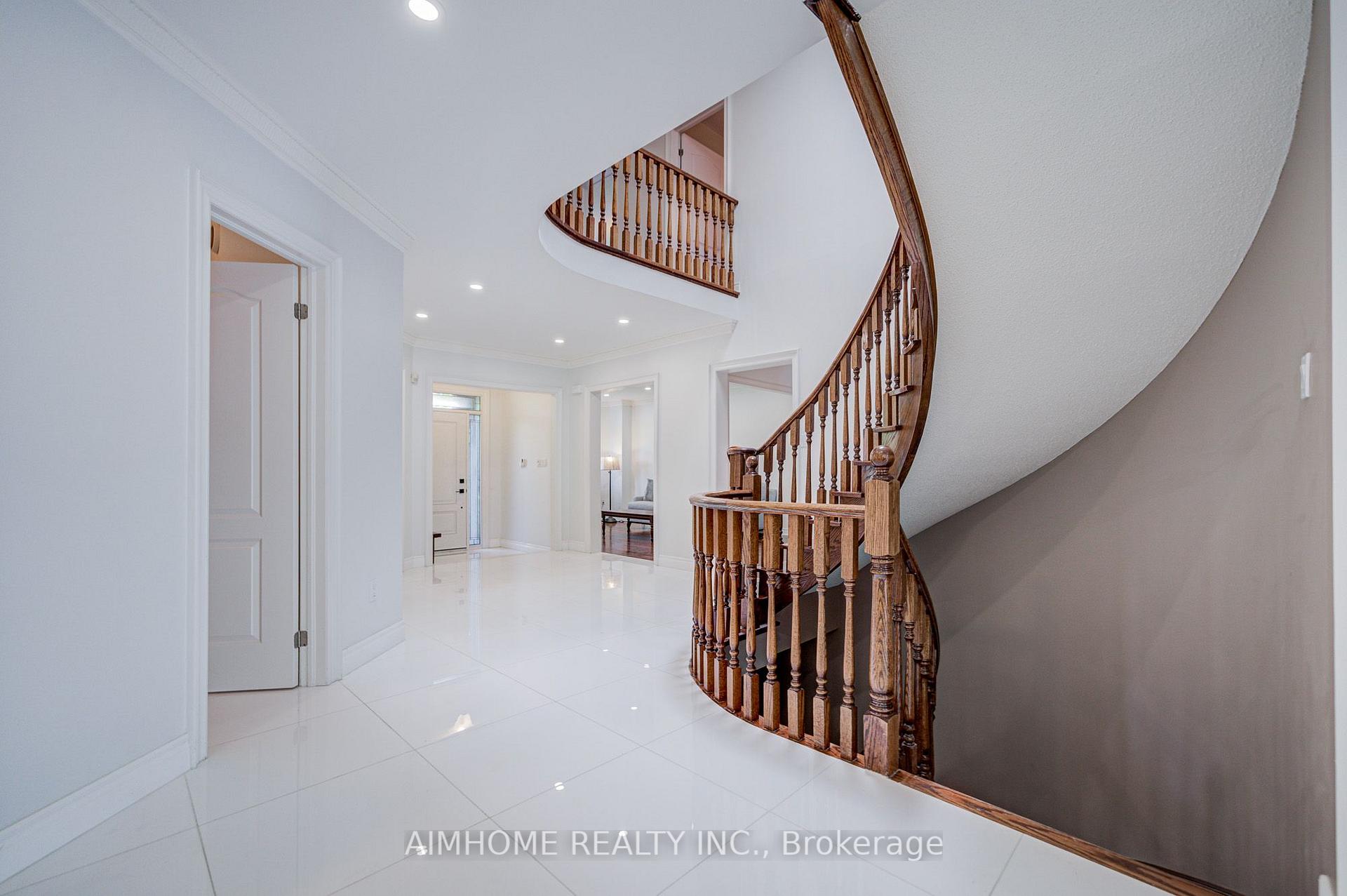 Photo 4 of 71 Malden Street, Vaughan, East Woodbridge — HOMEH
