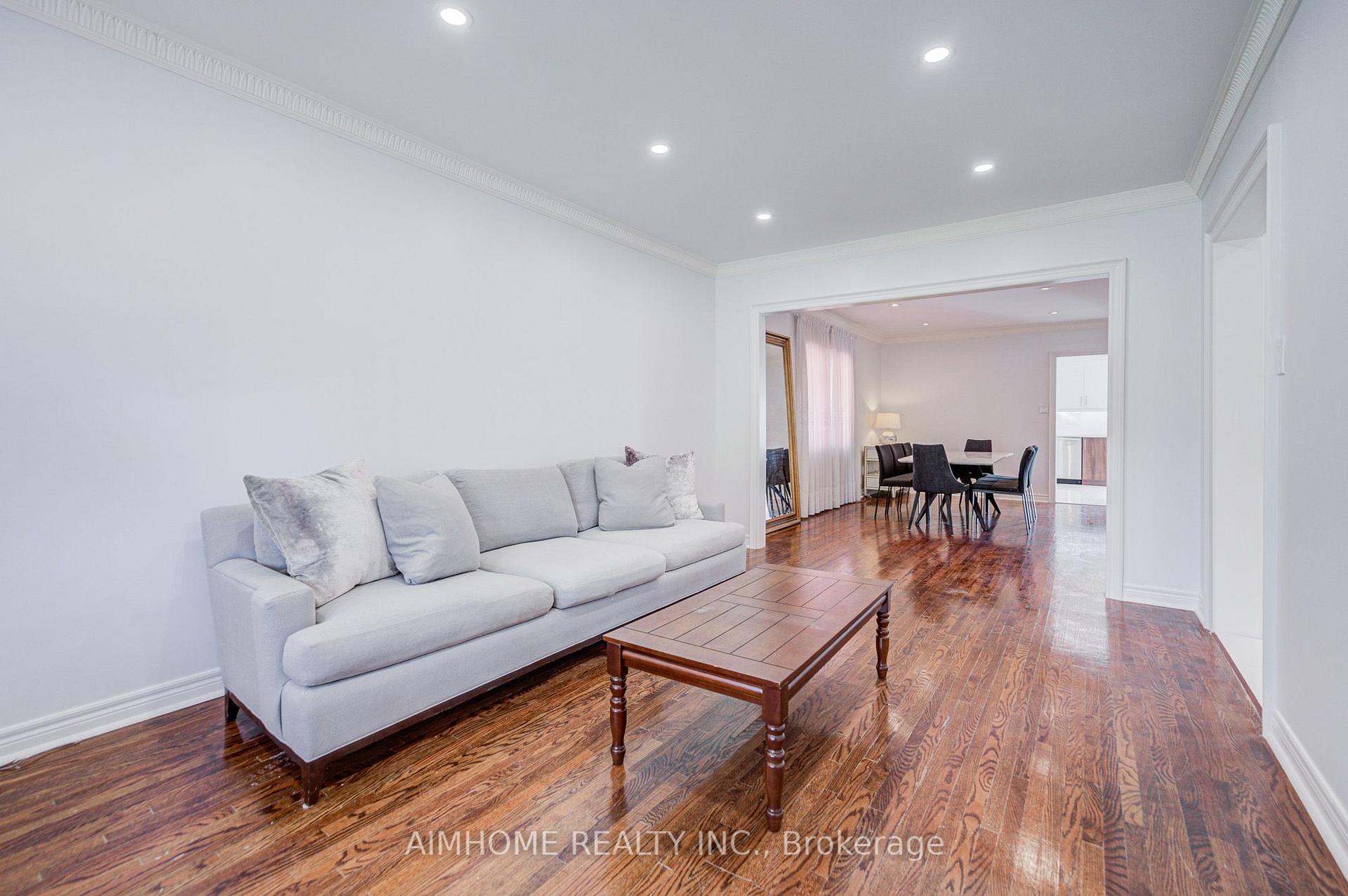 Photo 9 of 71 Malden Street, Vaughan, East Woodbridge — HOMEH