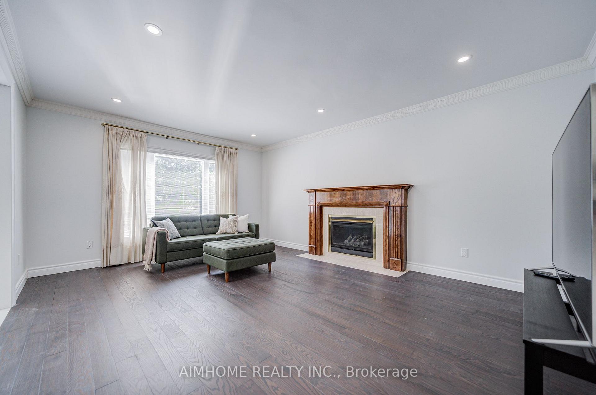 Photo 13 of 71 Malden Street, Vaughan, East Woodbridge — HOMEH