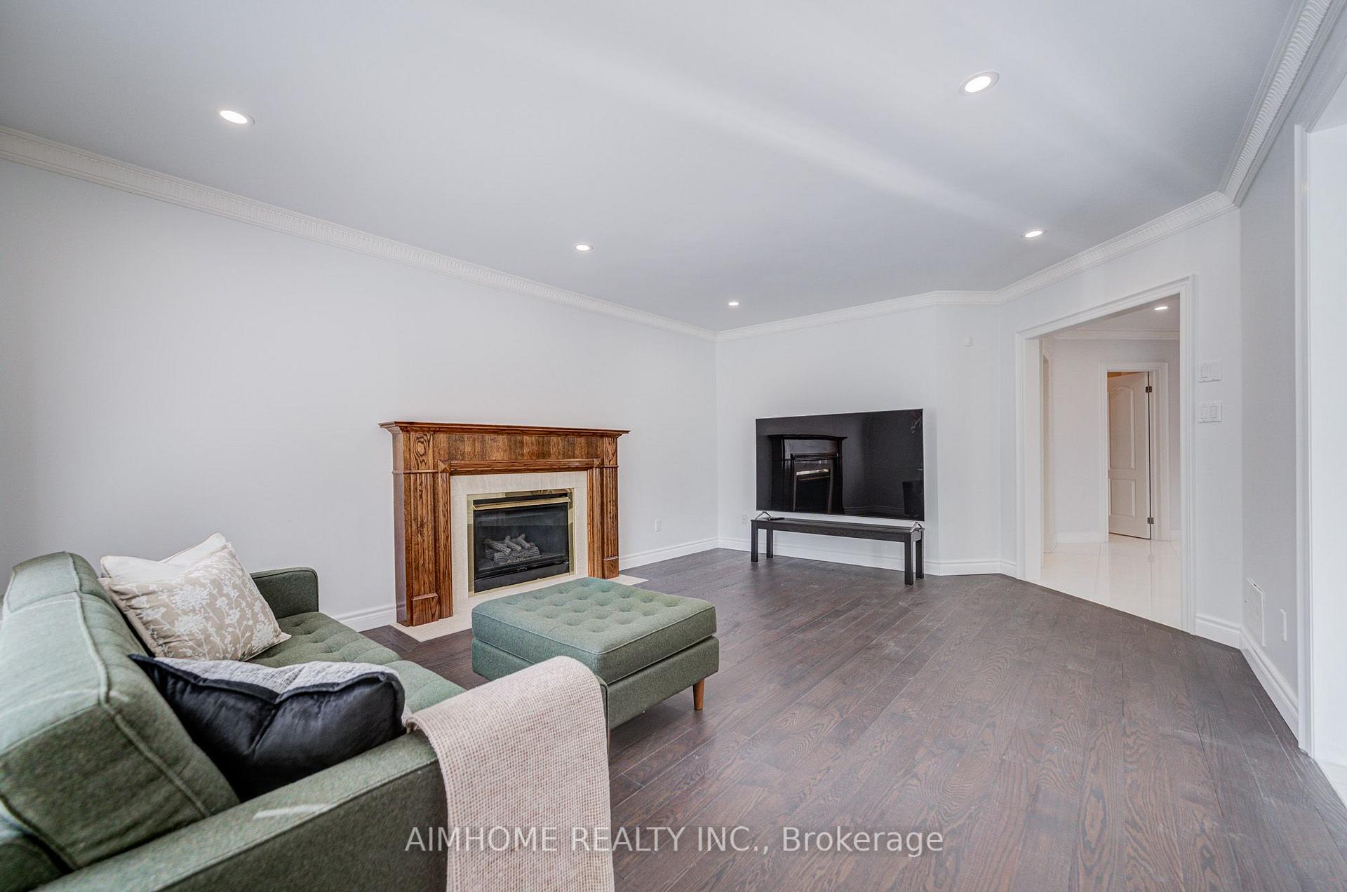 Photo 14 of 71 Malden Street, Vaughan, East Woodbridge — HOMEH
