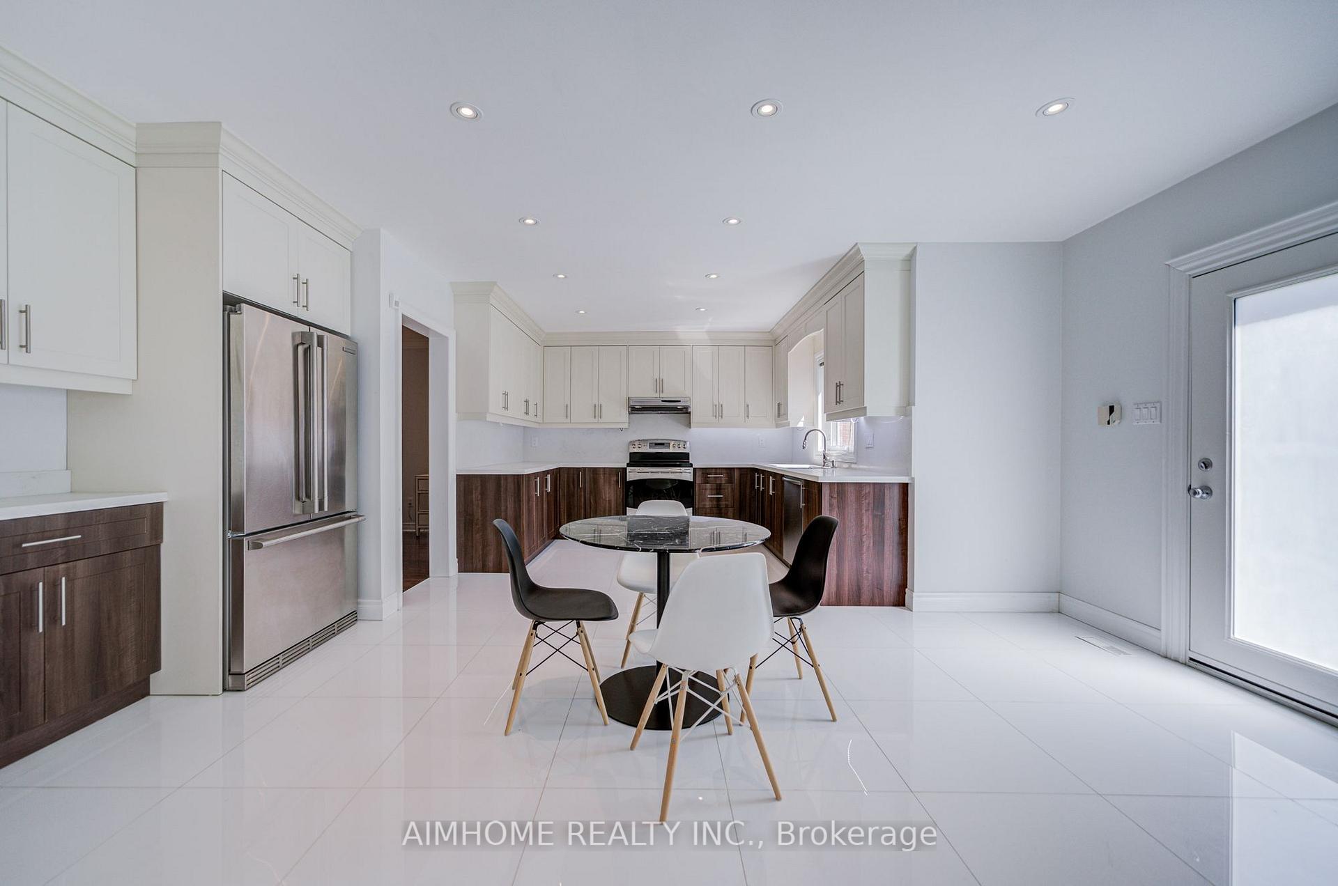 Photo 17 of 71 Malden Street, Vaughan, East Woodbridge — HOMEH