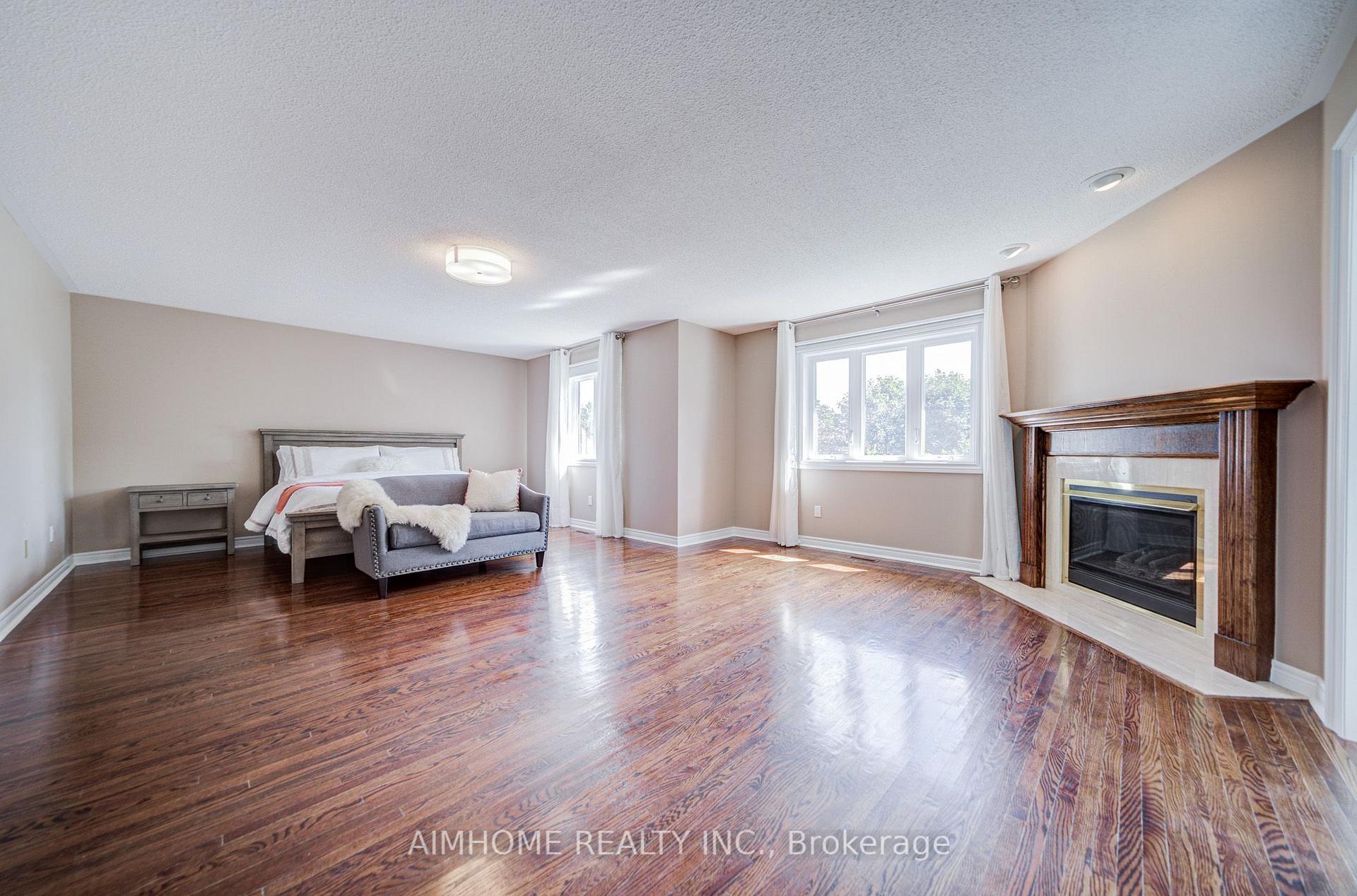 Photo 24 of 71 Malden Street, Vaughan, East Woodbridge — HOMEH