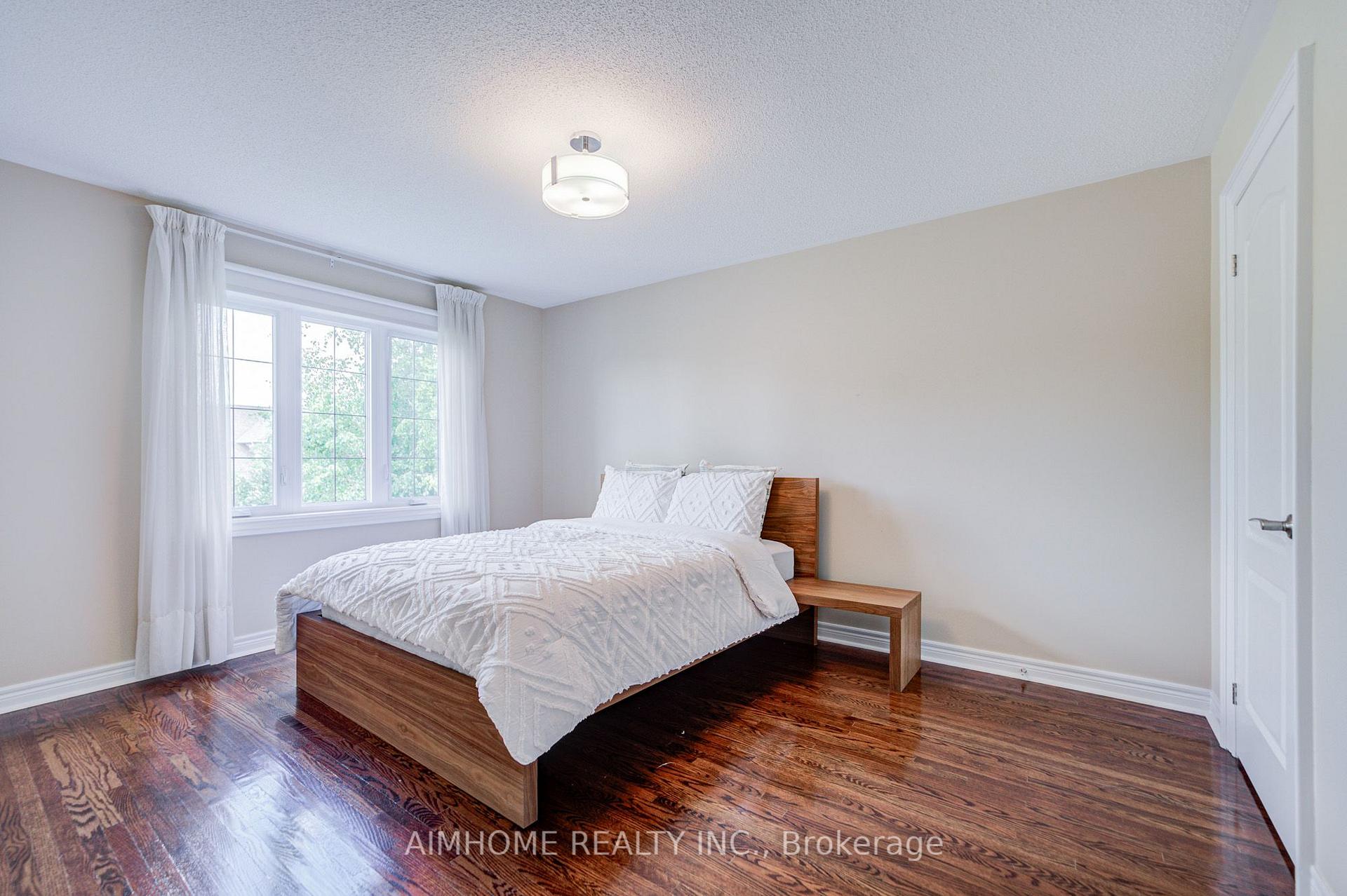 Photo 32 of 71 Malden Street, Vaughan, East Woodbridge — HOMEH