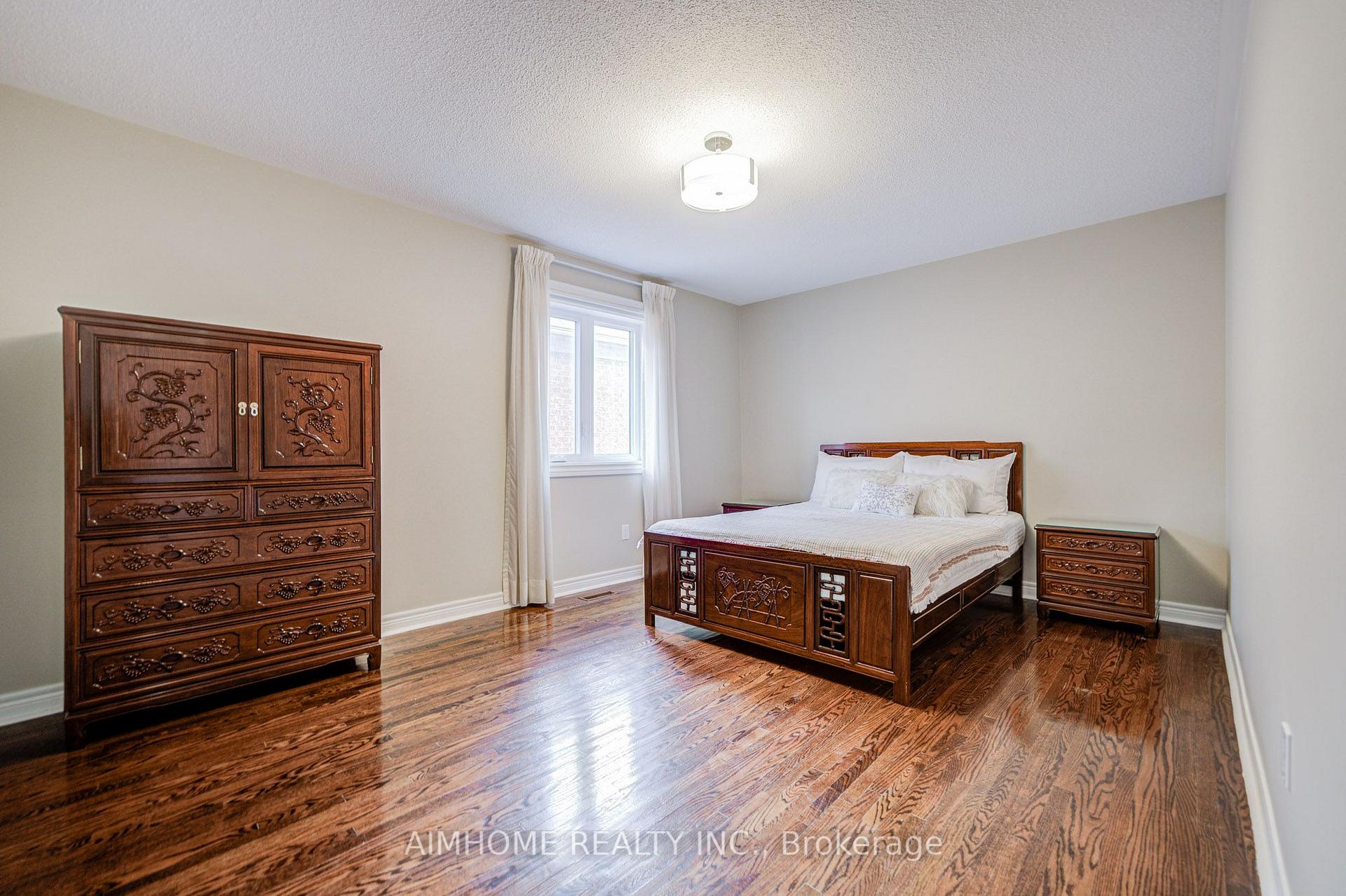 Photo 33 of 71 Malden Street, Vaughan, East Woodbridge — HOMEH