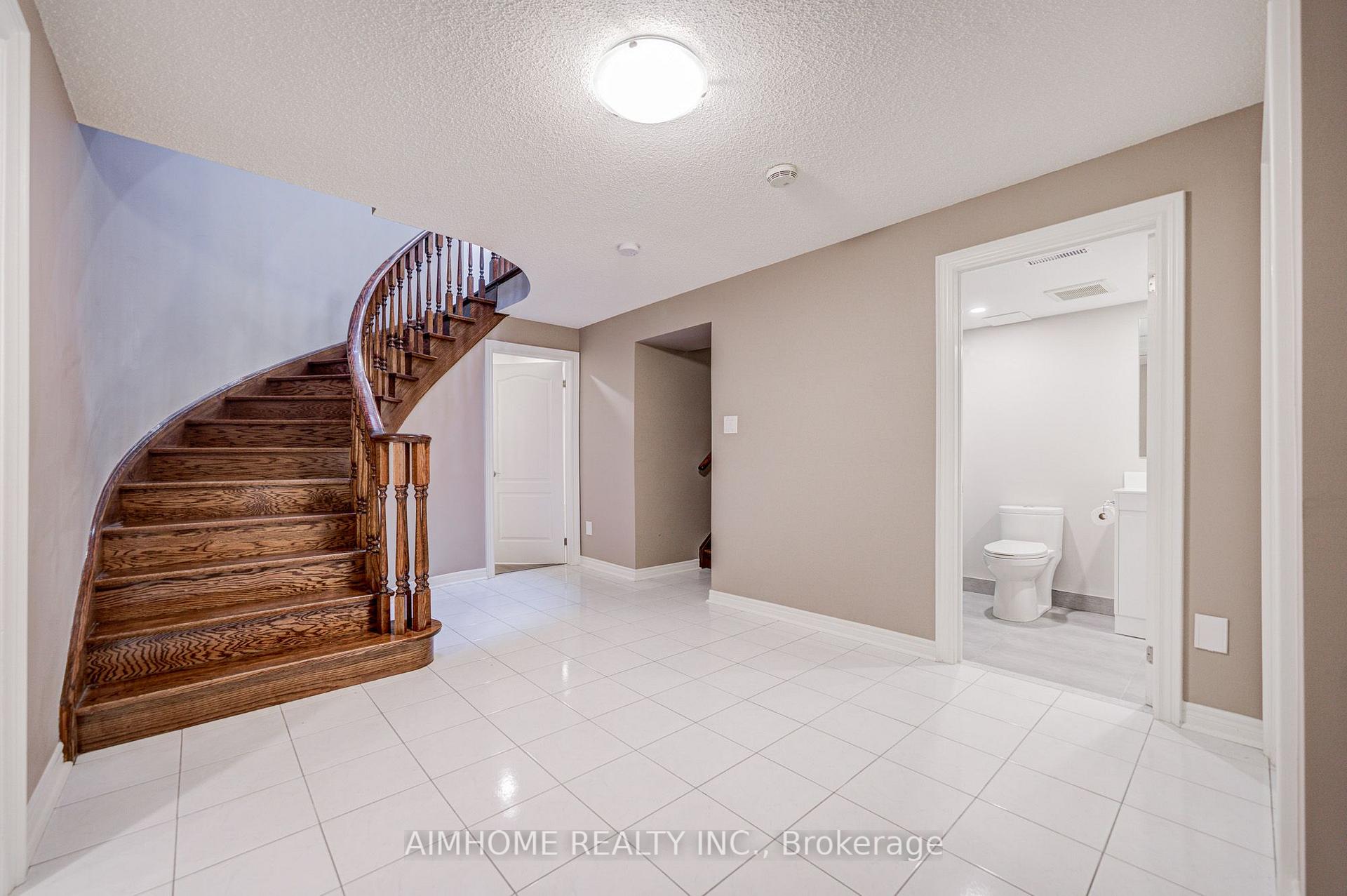 Photo 35 of 71 Malden Street, Vaughan, East Woodbridge — HOMEH
