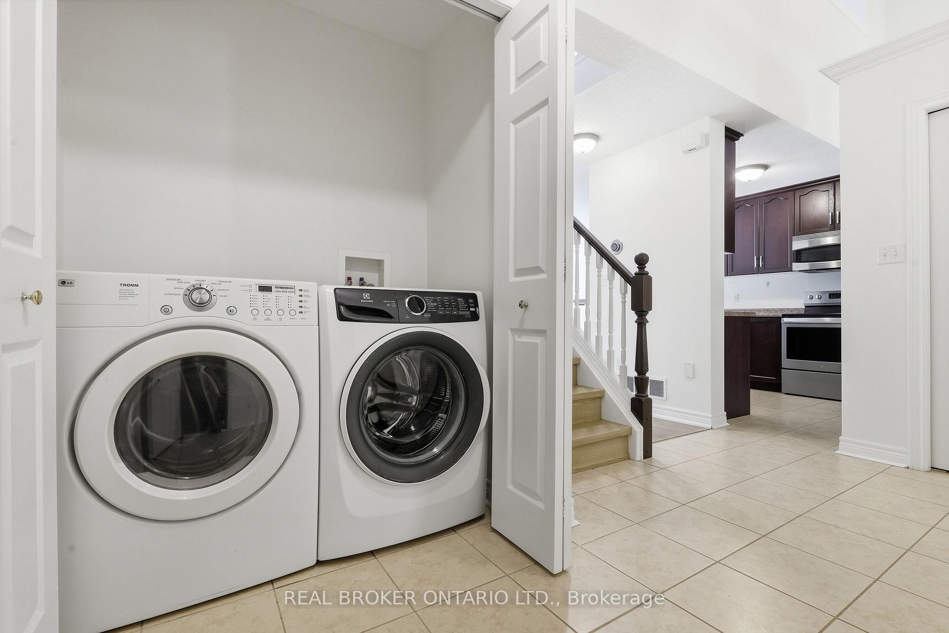 Photo 27 of 91 Lynch Circle E, Guelph, Pineridge/Westminster Woods — HOMEH