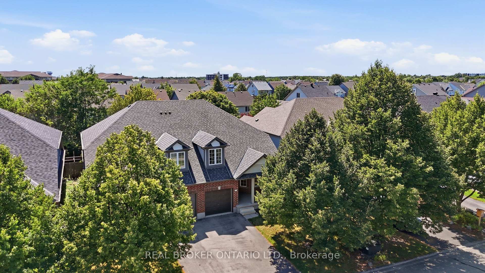 Photo 34 of 91 Lynch Circle E, Guelph, Pineridge/Westminster Woods — HOMEH
