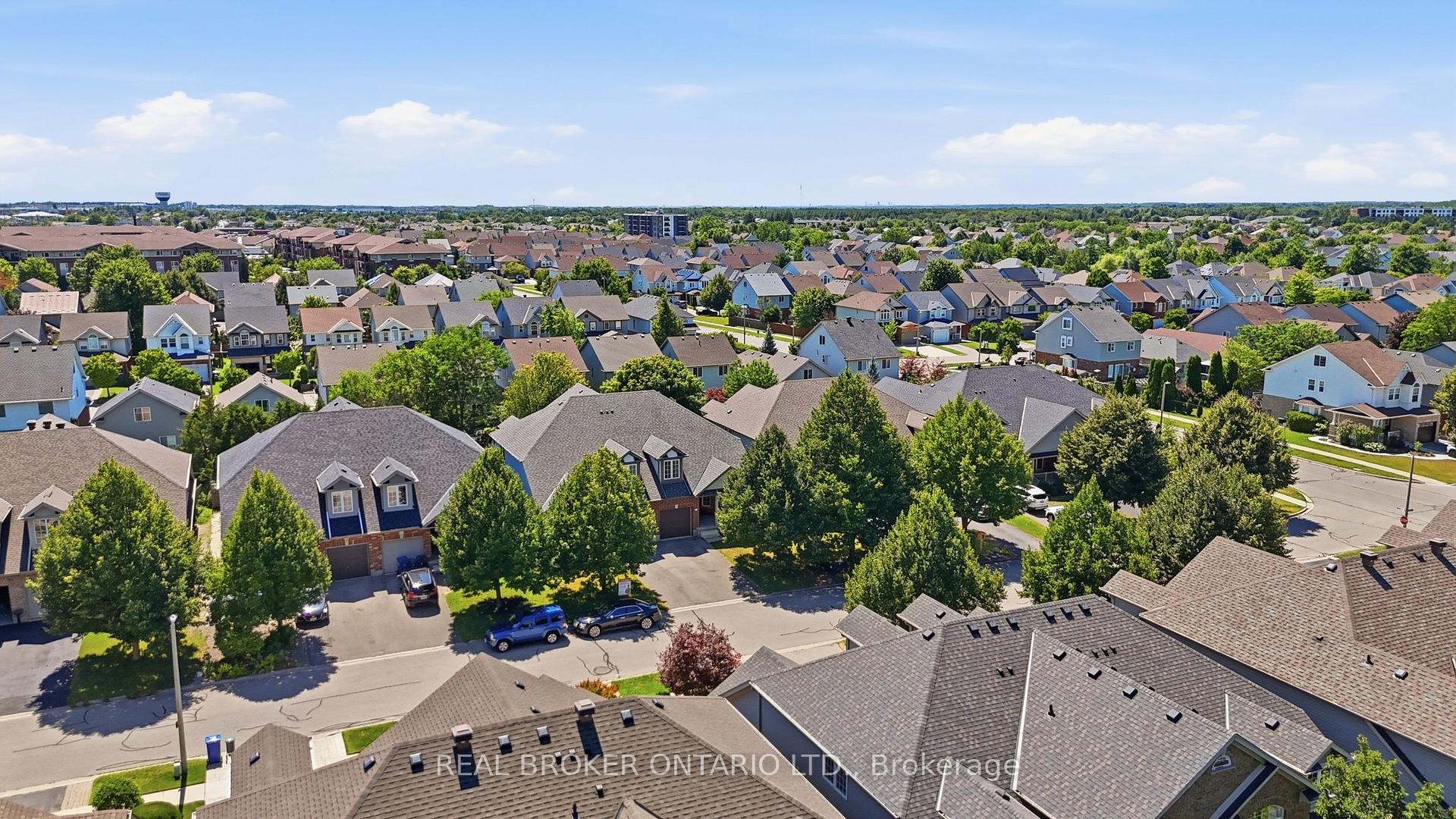 Photo 35 of 91 Lynch Circle E, Guelph, Pineridge/Westminster Woods — HOMEH