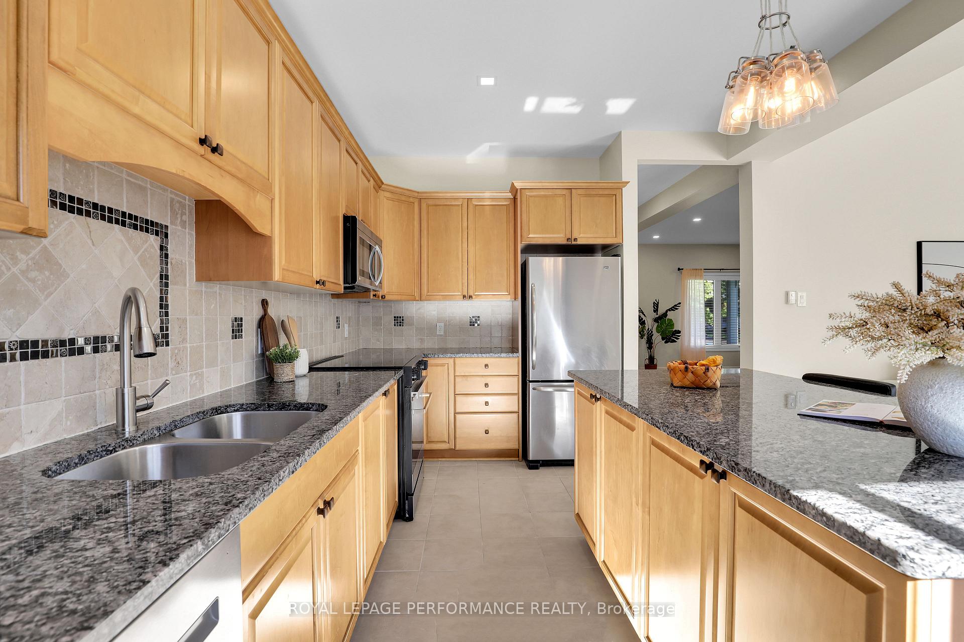Photo 22 of 1582 Rumford Drive, Ottawa, Fallingbrook/Pineridge — HOMEH