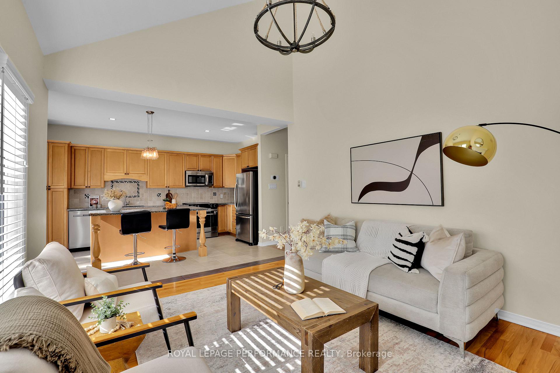 Photo 32 of 1582 Rumford Drive, Ottawa, Fallingbrook/Pineridge — HOMEH