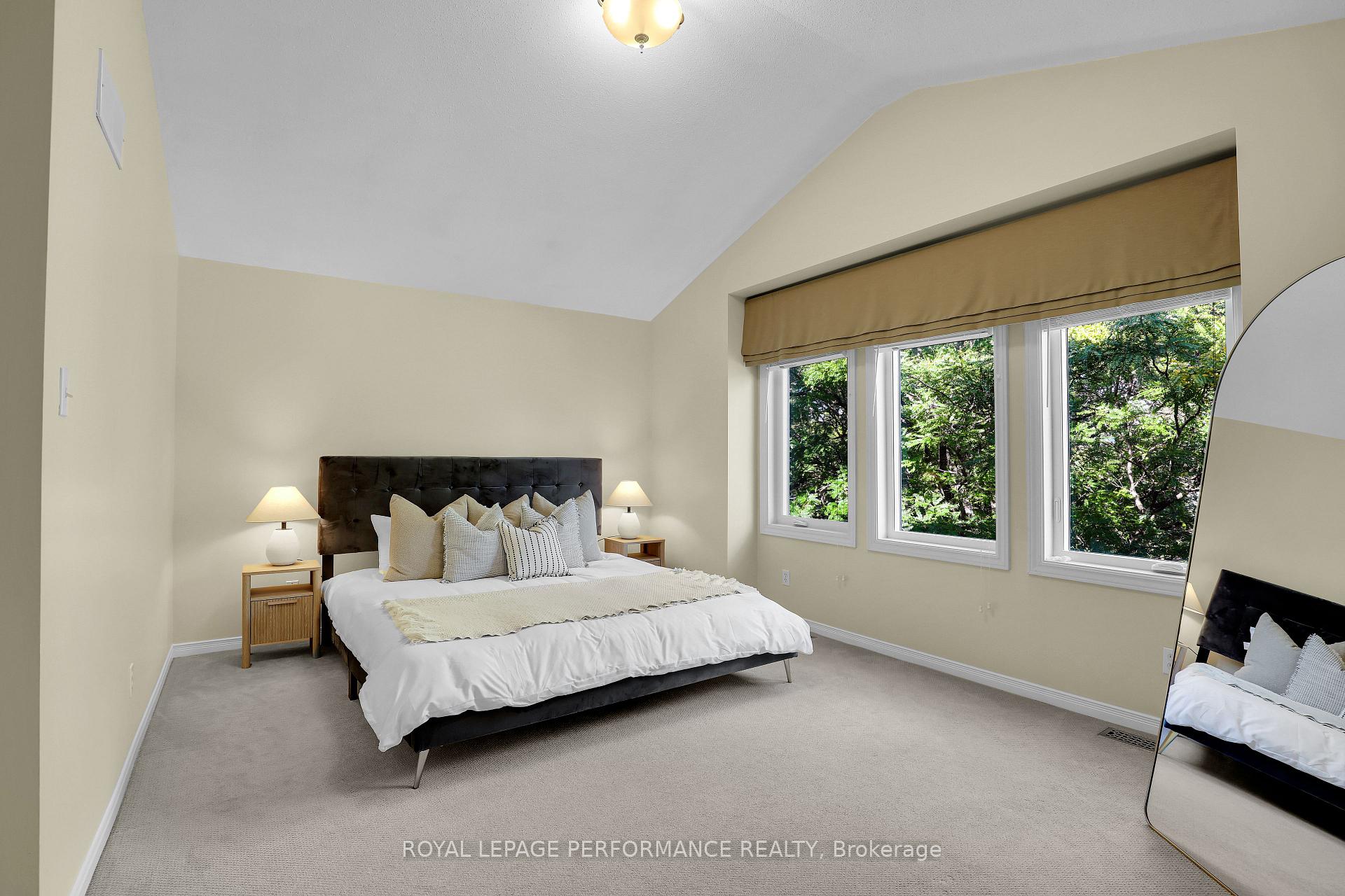 Photo 44 of 1582 Rumford Drive, Ottawa, Fallingbrook/Pineridge — HOMEH