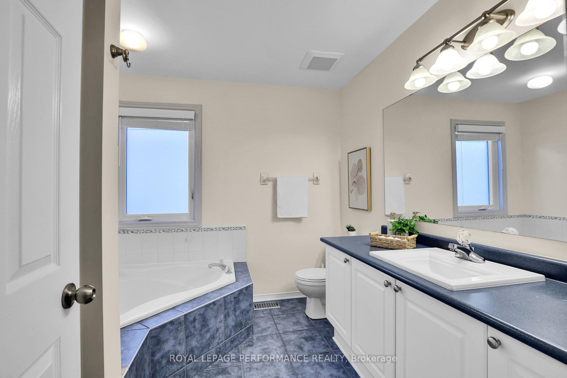 Photo 54 of 1582 Rumford Drive, Ottawa, Fallingbrook/Pineridge — HOMEH