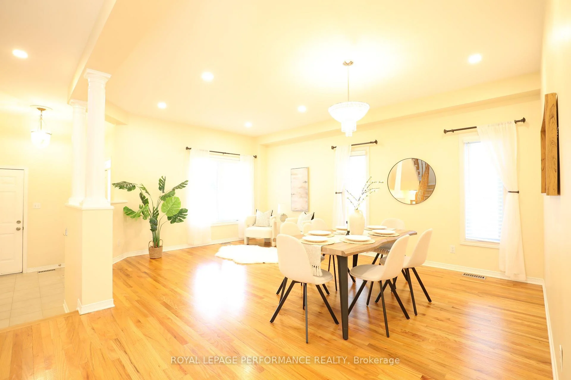 Photo 13 of 1582 Rumford Drive, Ottawa, Fallingbrook/Pineridge — HOMEH