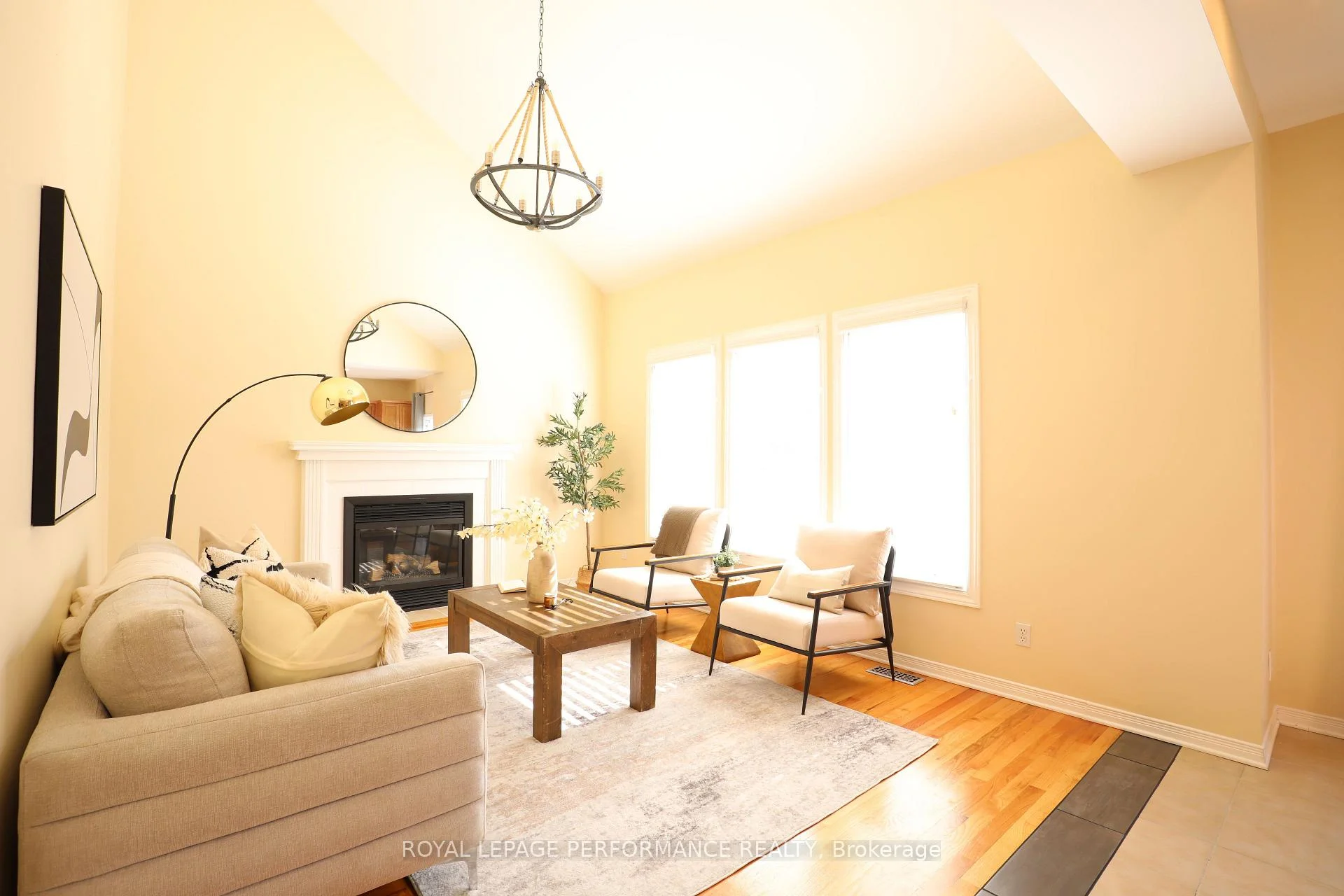 Photo 39 of 1582 Rumford Drive, Ottawa, Fallingbrook/Pineridge — HOMEH