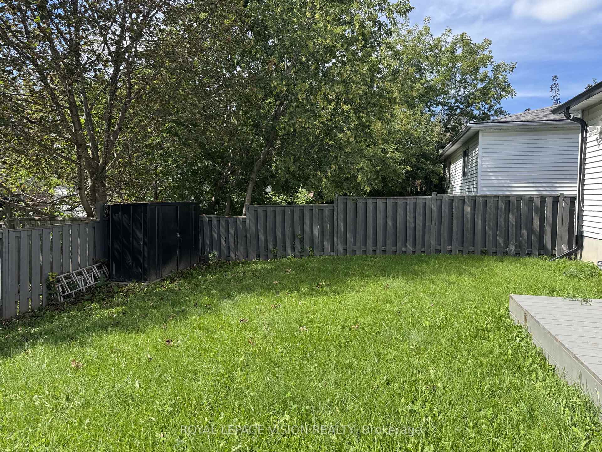 Photo 15 of 27 Maitland Drive, Barrie, Grove East — HOMEH
