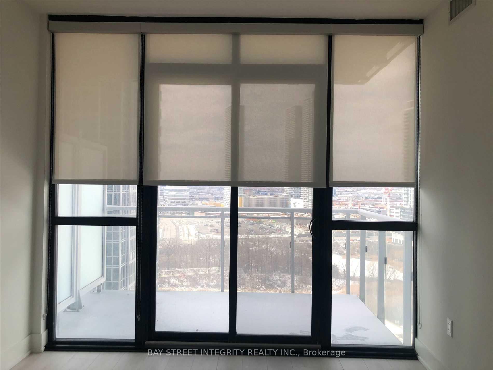 Photo 2 of Unit 1606, 2908 Highway 7 Road, Vaughan, Concord — HOMEH