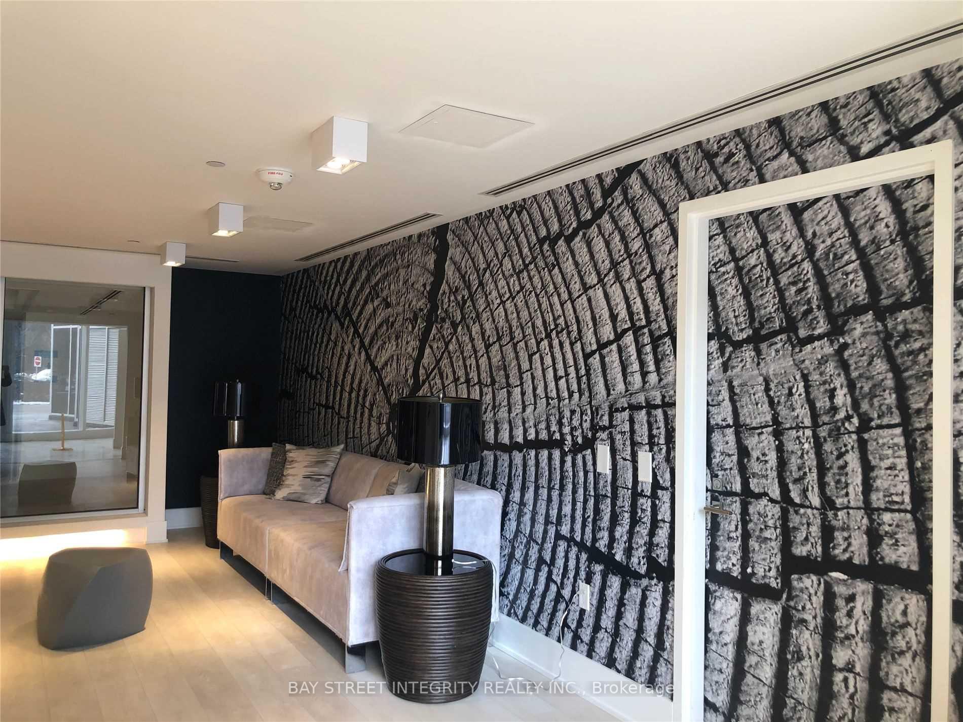 Photo 10 of Unit 1606, 2908 Highway 7 Road, Vaughan, Concord — HOMEH