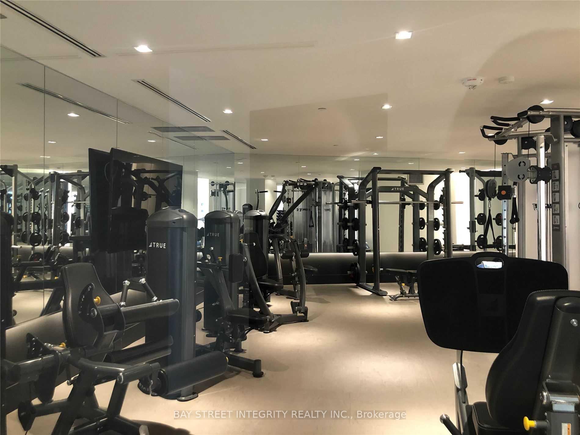 Photo 13 of Unit 1606, 2908 Highway 7 Road, Vaughan, Concord — HOMEH
