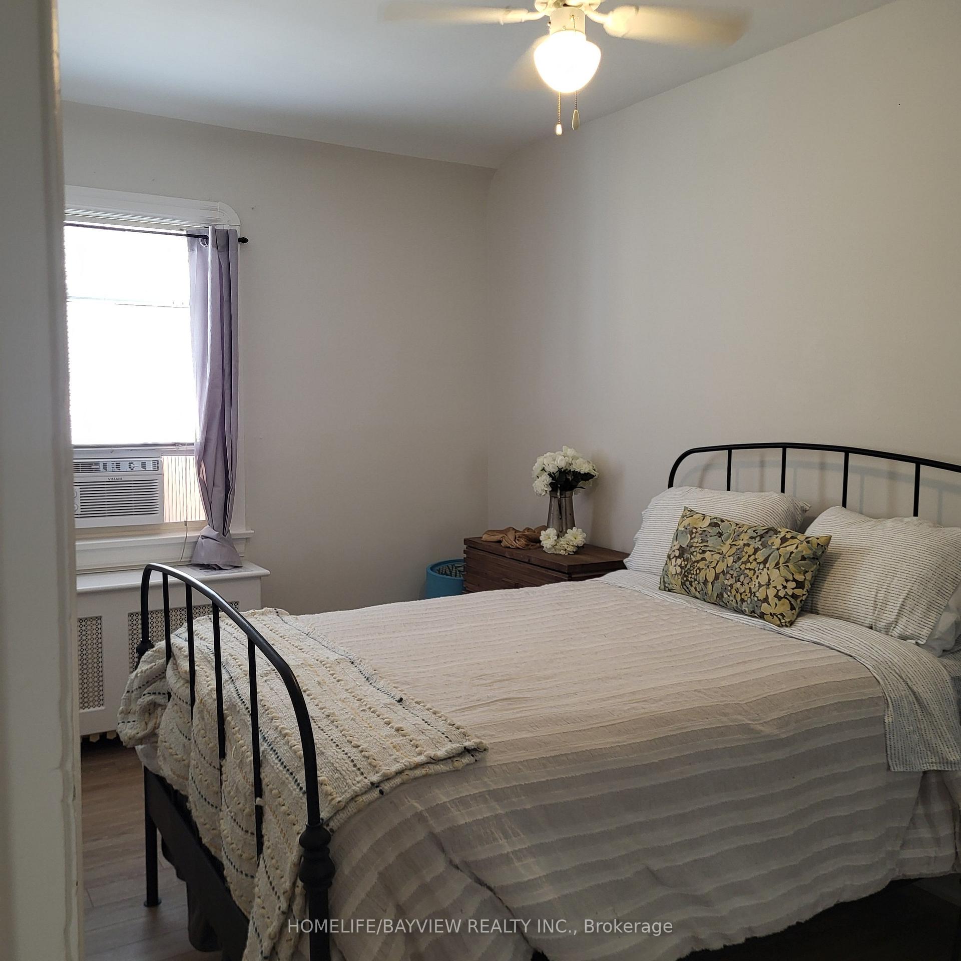 Photo 14 of Unit 2, 1651 Bayview Avenue, Toronto, Leaside — HOMEH
