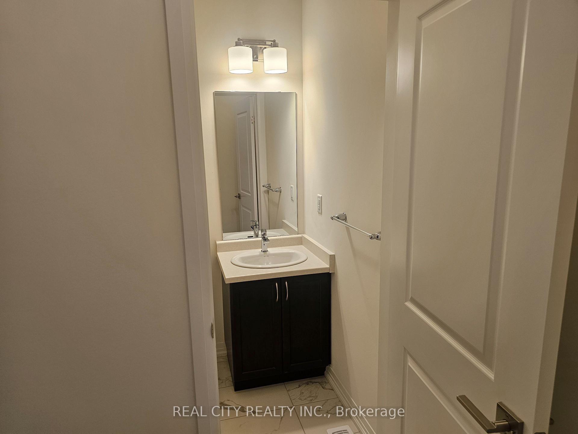 Photo 6 of 48 McKernan Avenue, Brantford, Mayfair — HOMEH
