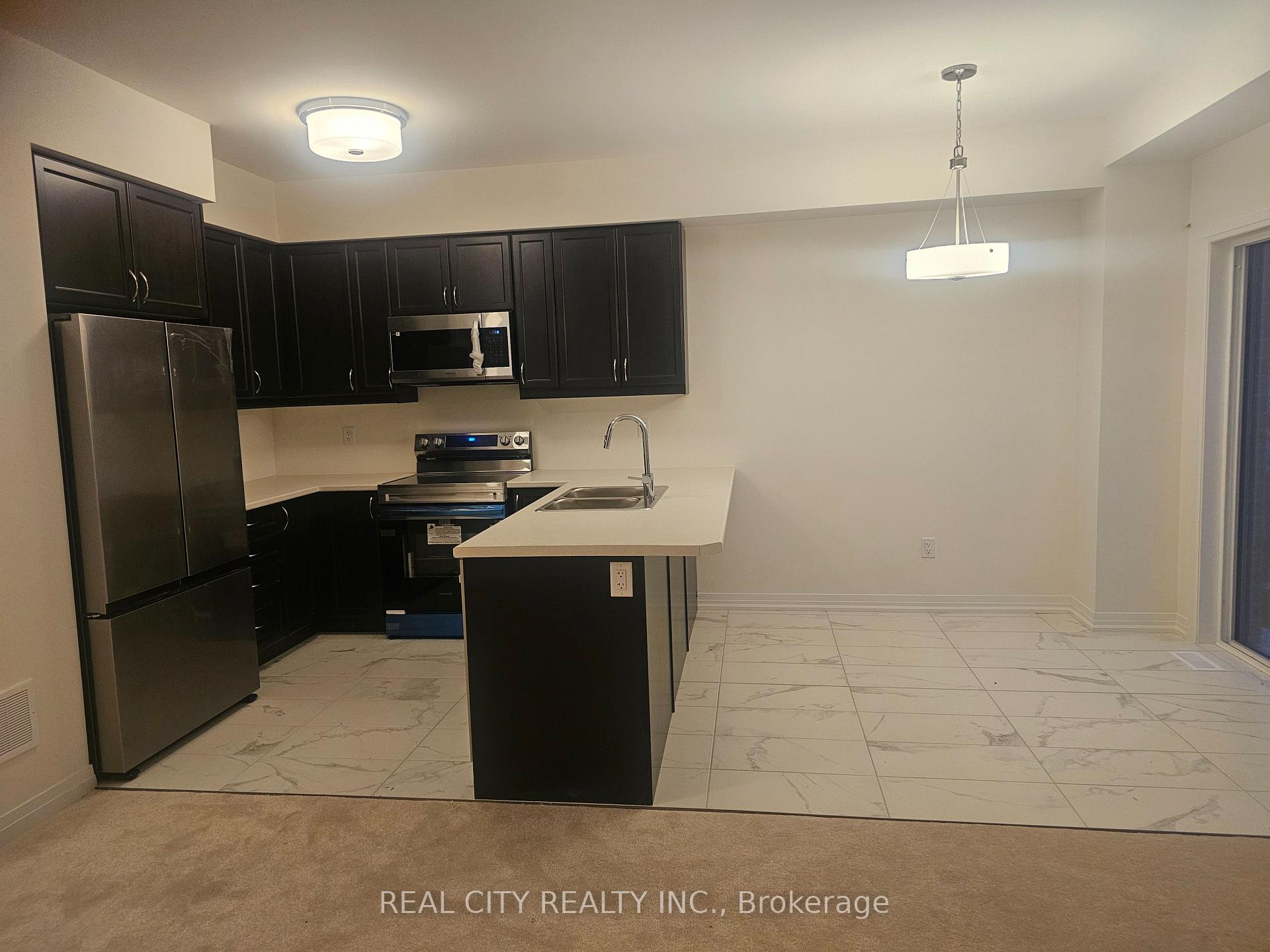Photo 8 of 48 McKernan Avenue, Brantford, Mayfair — HOMEH