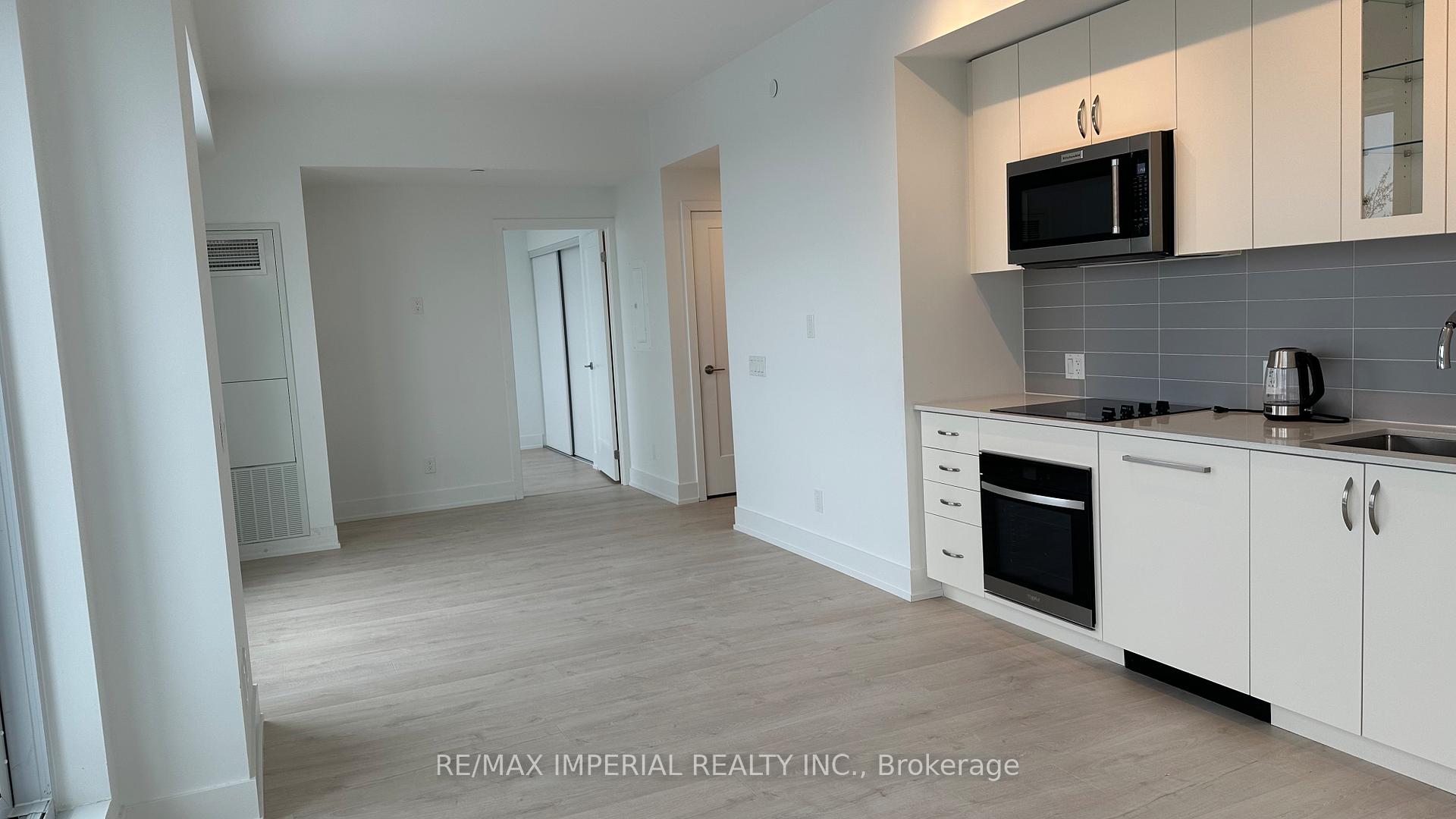 Photo 4 of Unit 607, 181 Sheppard Avenue E, North York, Willowdale East — HOMEH