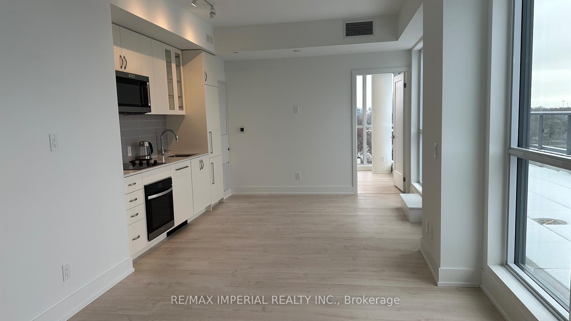 Photo 5 of Unit 607, 181 Sheppard Avenue E, North York, Willowdale East — HOMEH