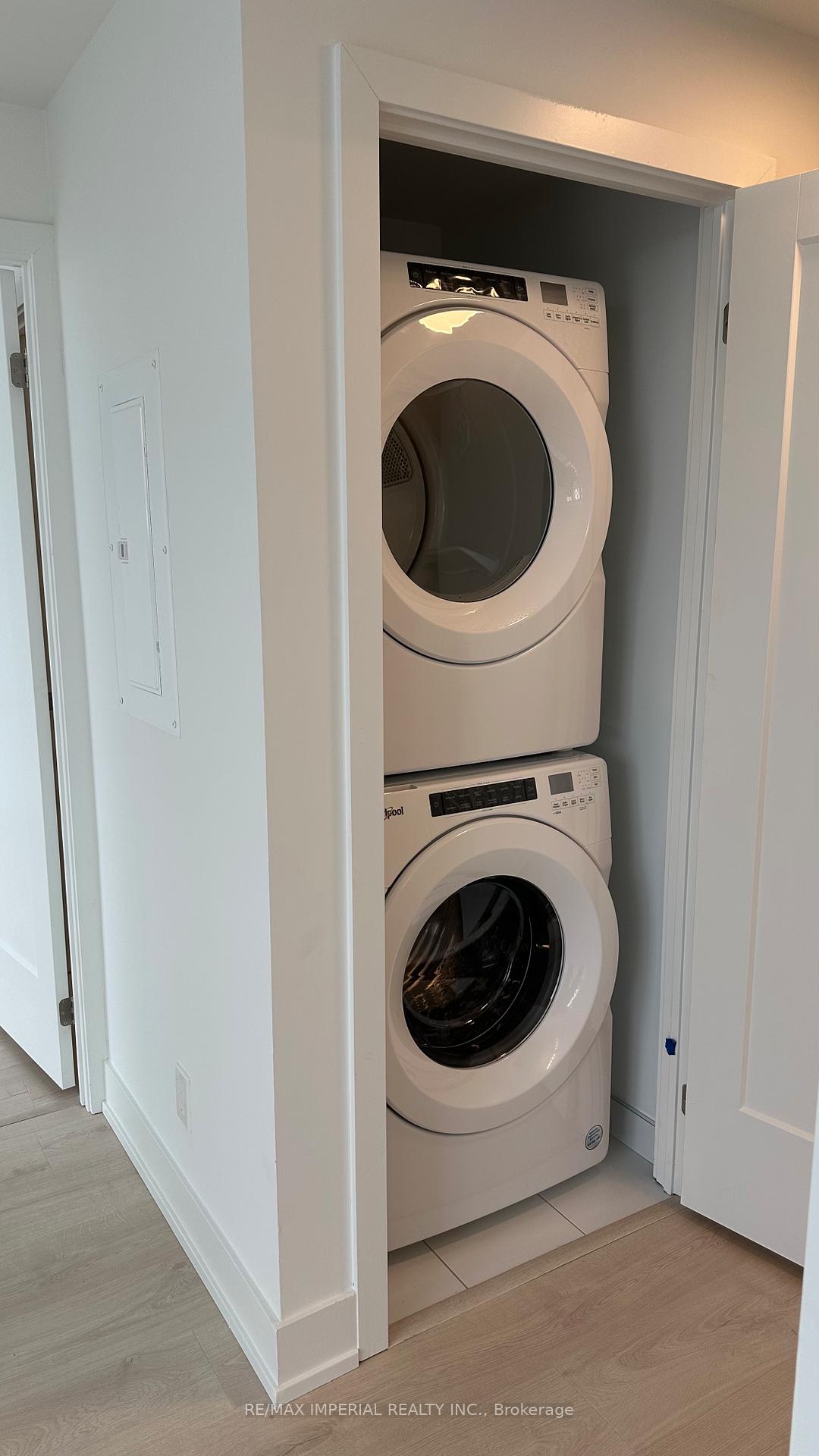 Photo 10 of Unit 607, 181 Sheppard Avenue E, North York, Willowdale East — HOMEH