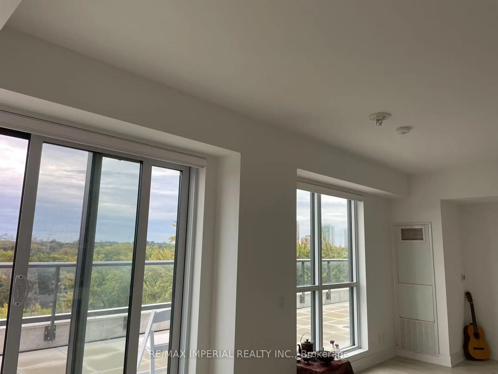 Photo 19 of Unit 607, 181 Sheppard Avenue E, North York, Willowdale East — HOMEH