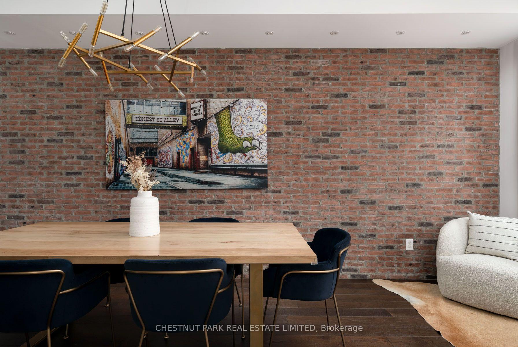 Photo 6 of 257 Borden Street, Toronto, University — HOMEH