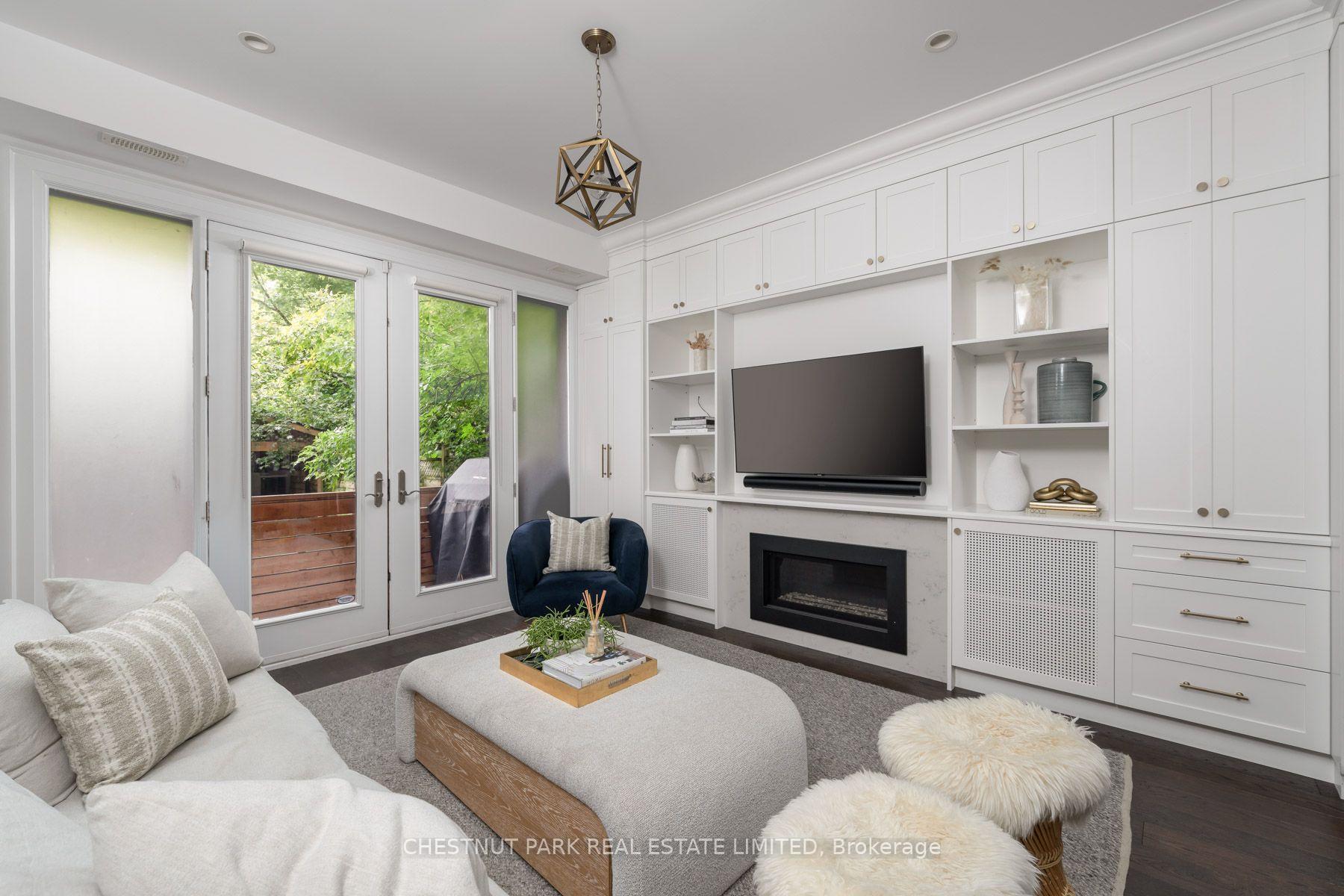 Photo 13 of 257 Borden Street, Toronto, University — HOMEH