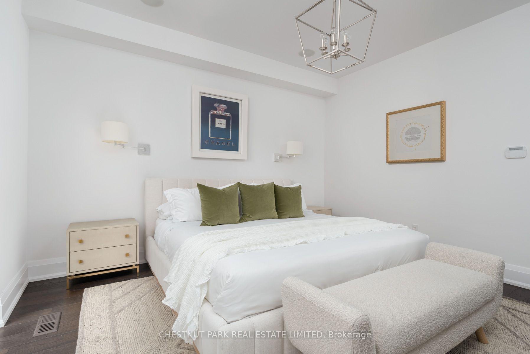Photo 19 of 257 Borden Street, Toronto, University — HOMEH