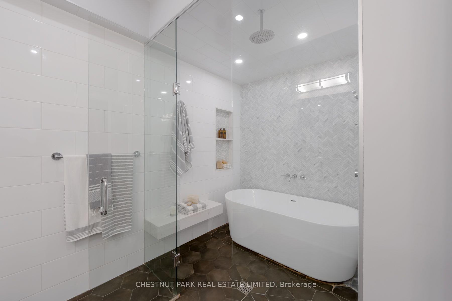 Photo 22 of 257 Borden Street, Toronto, University — HOMEH