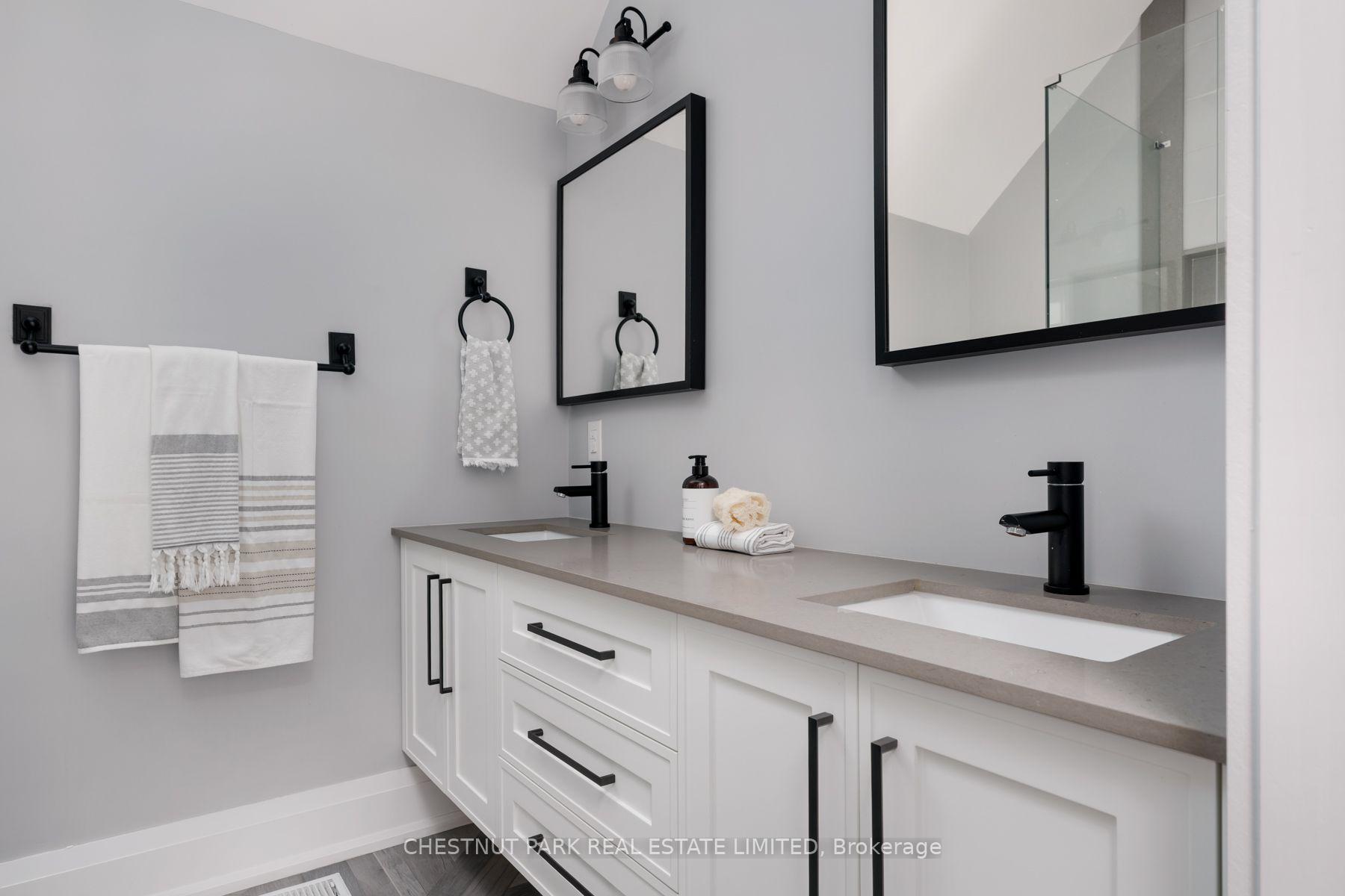 Photo 35 of 257 Borden Street, Toronto, University — HOMEH