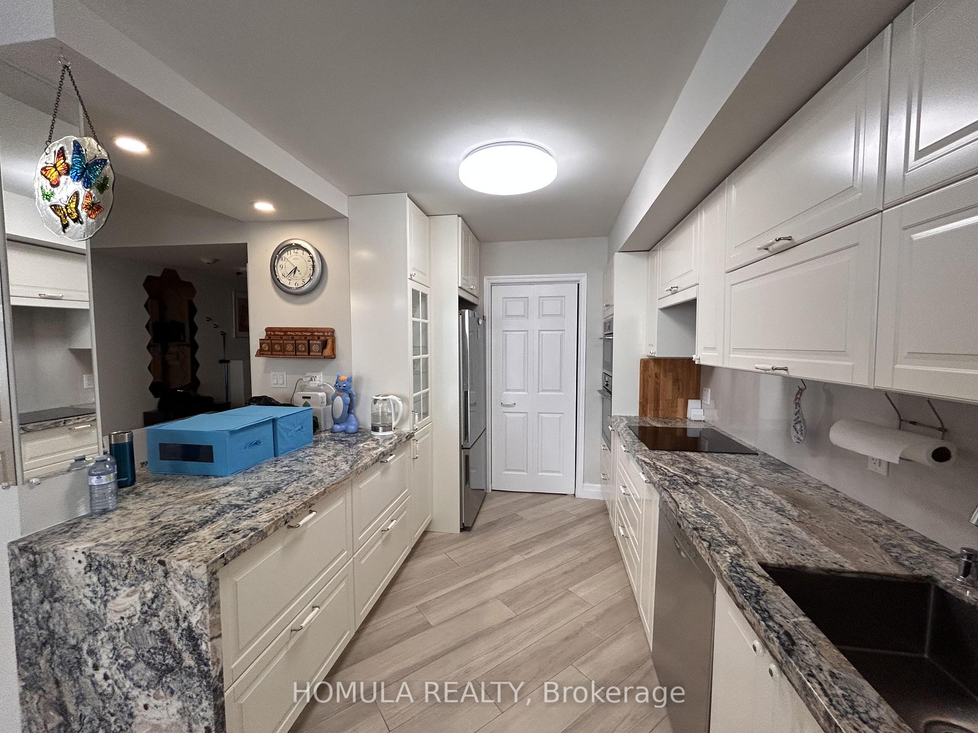 Photo 12 of Unit 706, 110 Promenade Circle, Vaughan, Brownridge — HOMEH