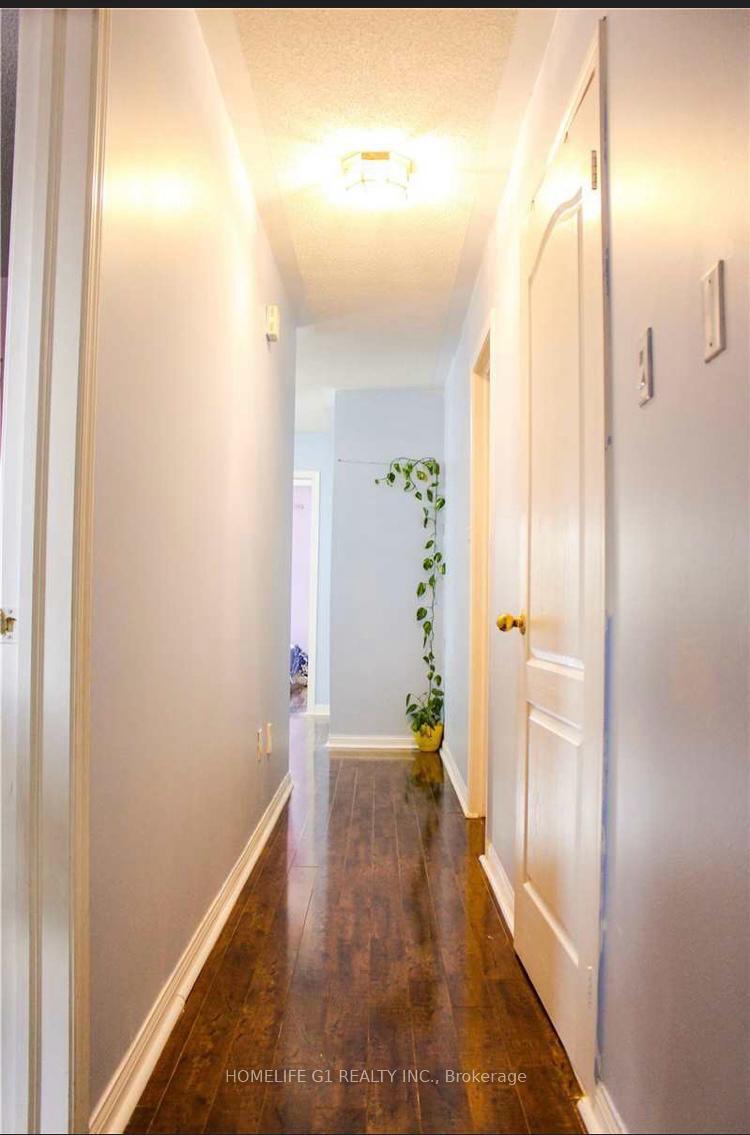 Photo 2 of 30 Secord Crescent, Brampton, Fletcher's Meadow — HOMEH