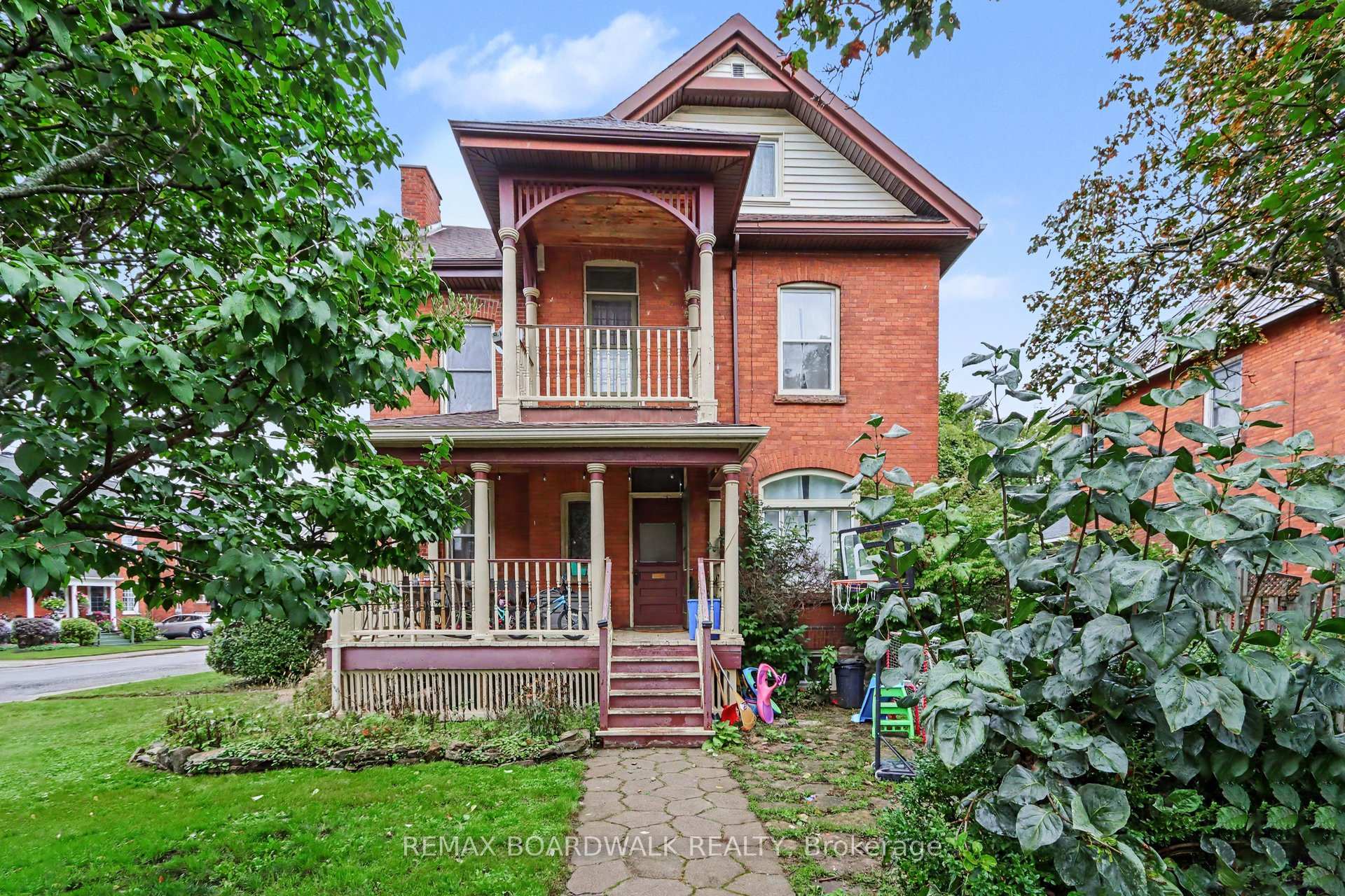 Photo of 10 Glen Avenue