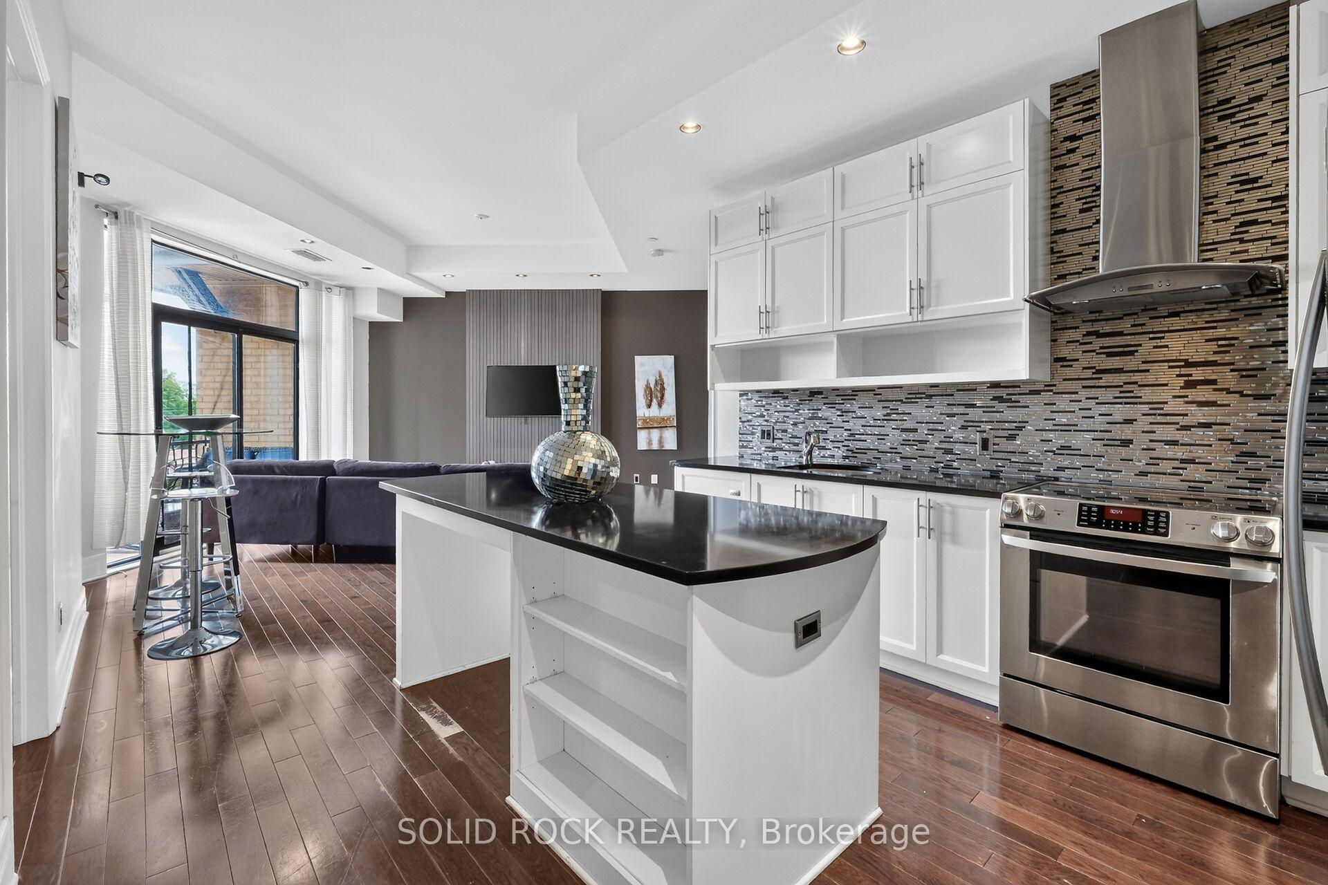 Photo 11 of Unit PH18, 808 Bronson Avenue, Ottawa, Dows Lake — HOMEH