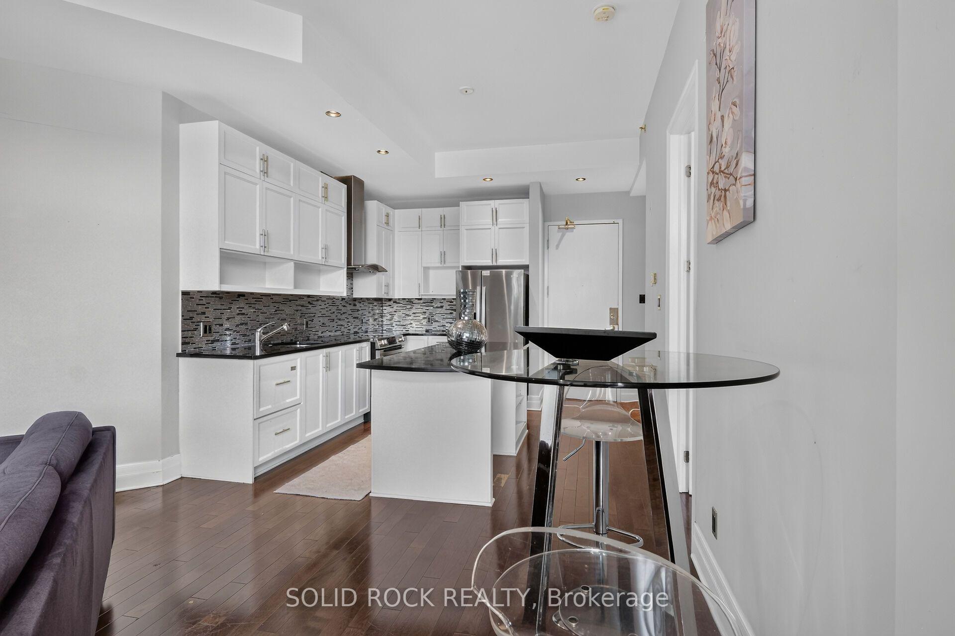 Photo 15 of Unit PH18, 808 Bronson Avenue, Ottawa, Dows Lake — HOMEH