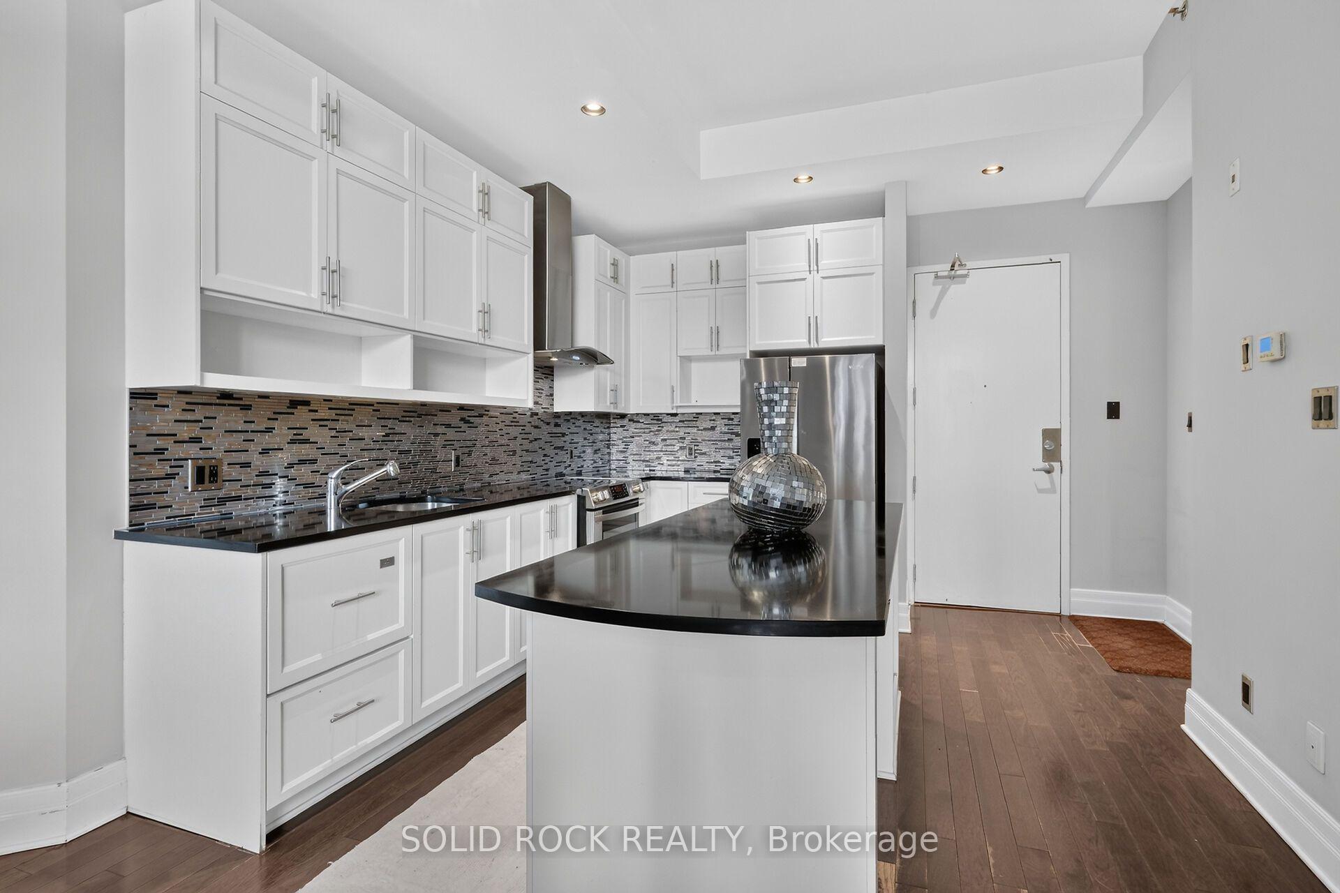 Photo 20 of Unit PH18, 808 Bronson Avenue, Ottawa, Dows Lake — HOMEH