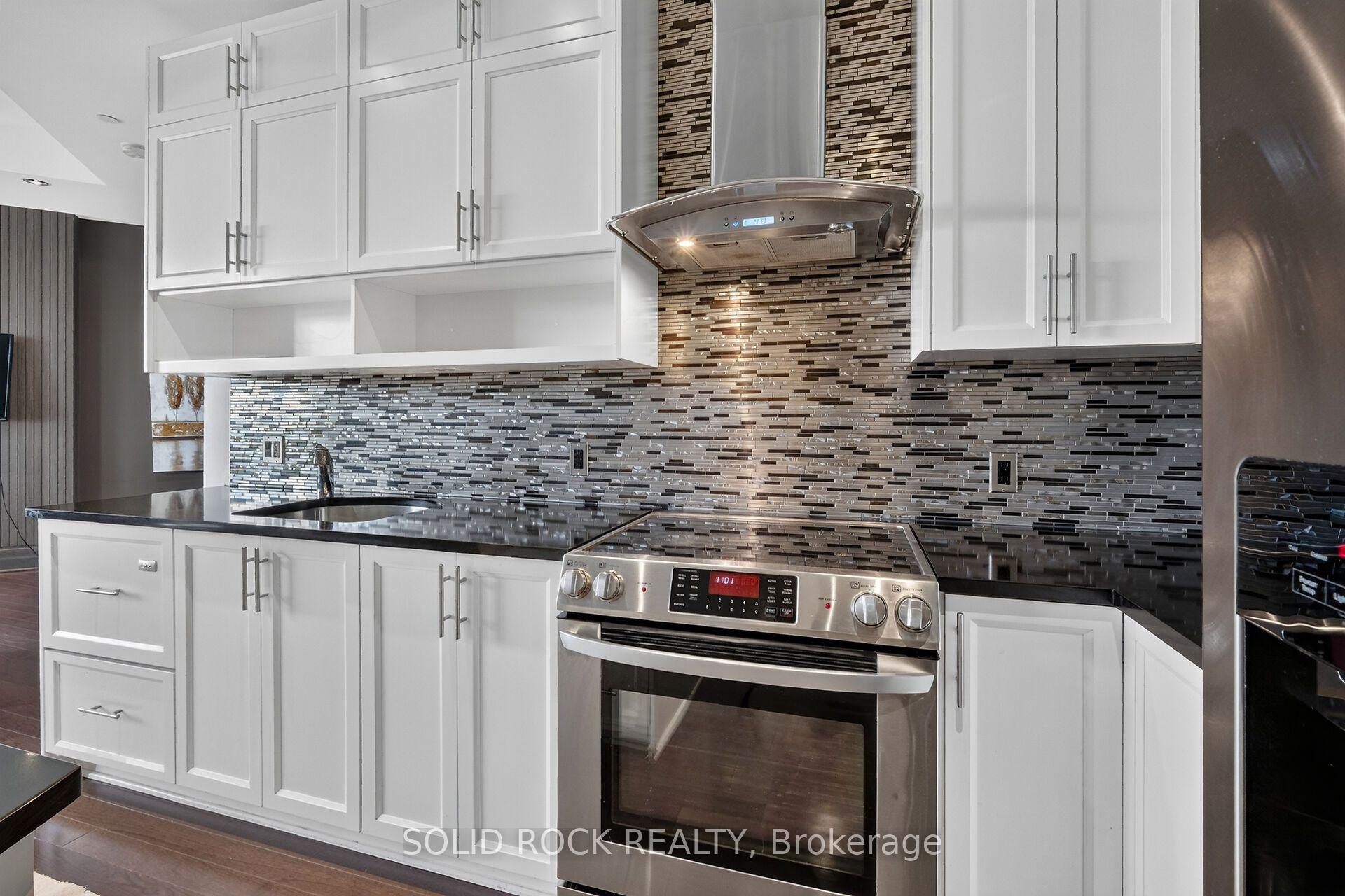 Photo 22 of Unit PH18, 808 Bronson Avenue, Ottawa, Dows Lake — HOMEH