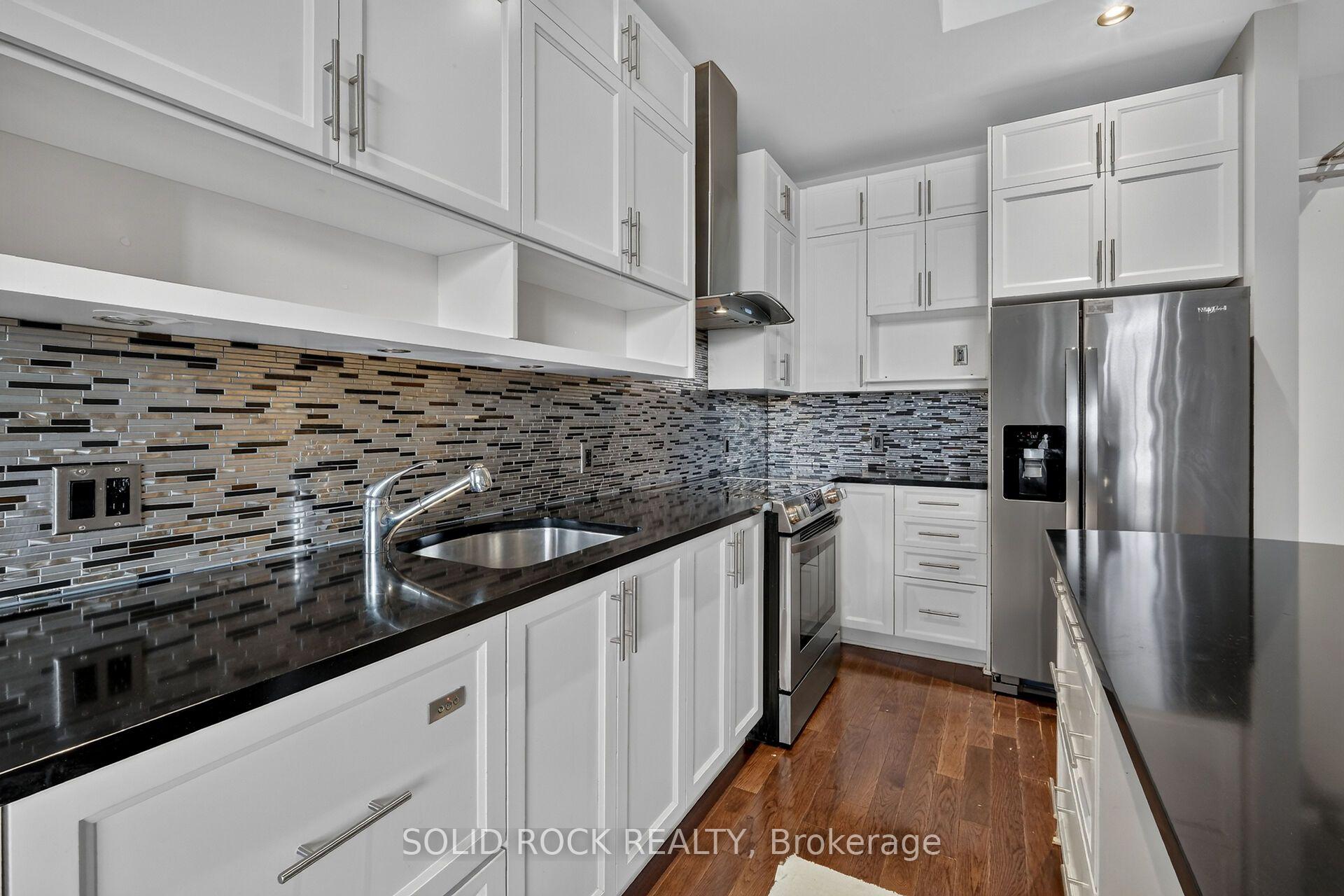 Photo 23 of Unit PH18, 808 Bronson Avenue, Ottawa, Dows Lake — HOMEH