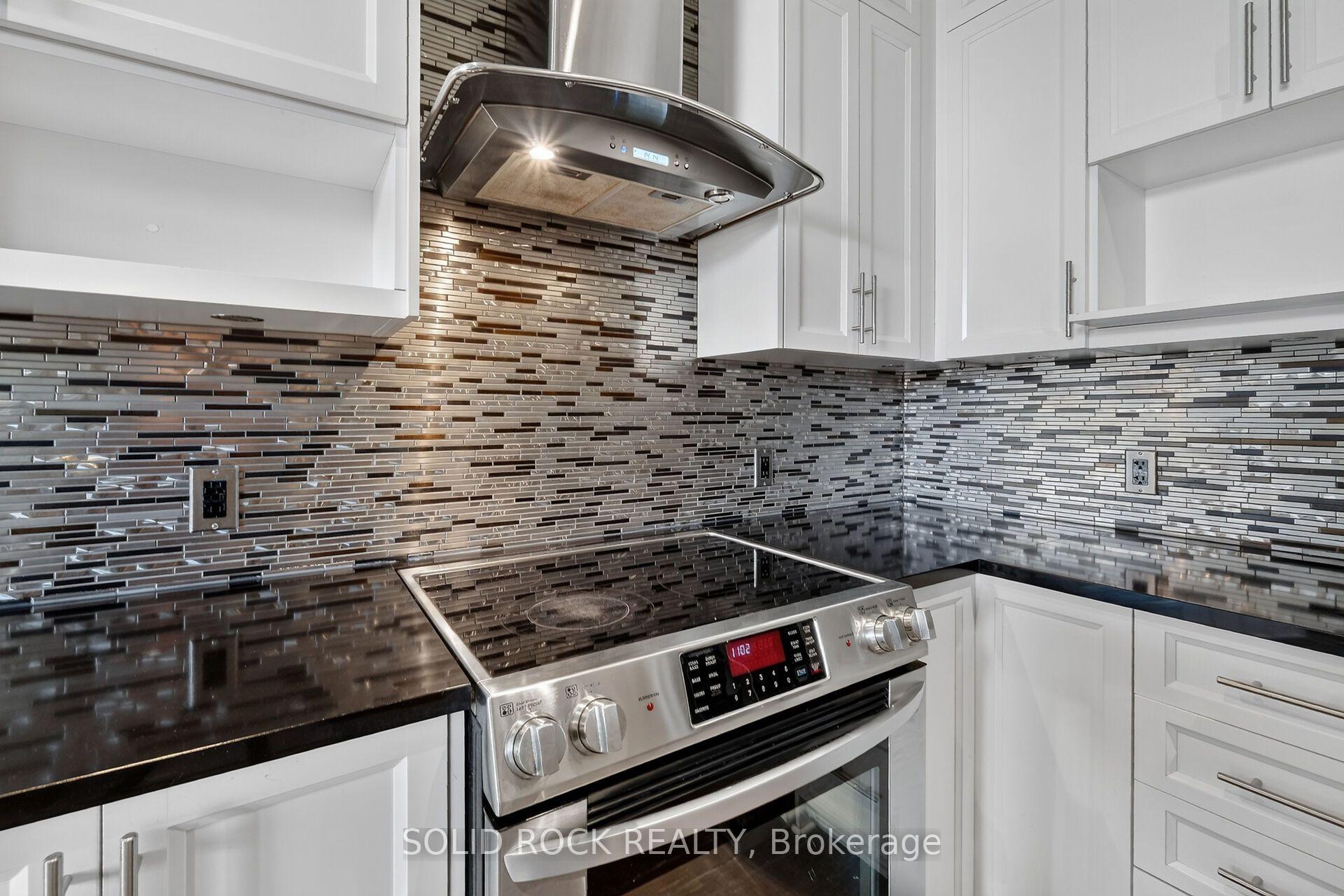 Photo 25 of Unit PH18, 808 Bronson Avenue, Ottawa, Dows Lake — HOMEH