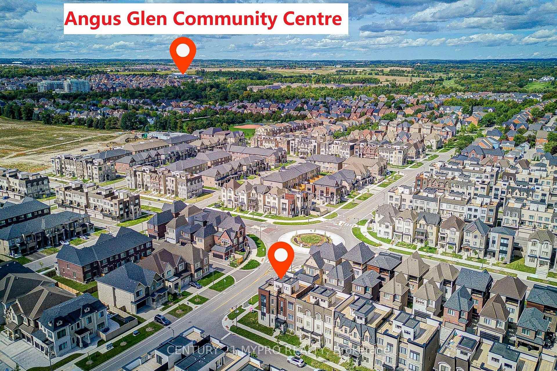 Photo 4 of 107 William Shearn Crescent, Markham, Angus Glen — HOMEH
