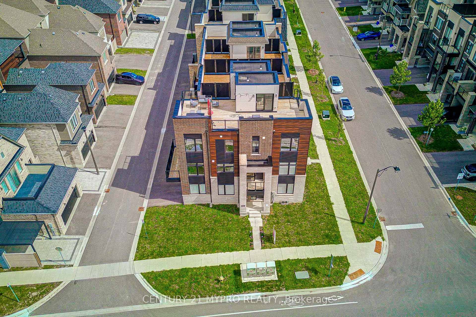 Photo 6 of 107 William Shearn Crescent, Markham, Angus Glen — HOMEH