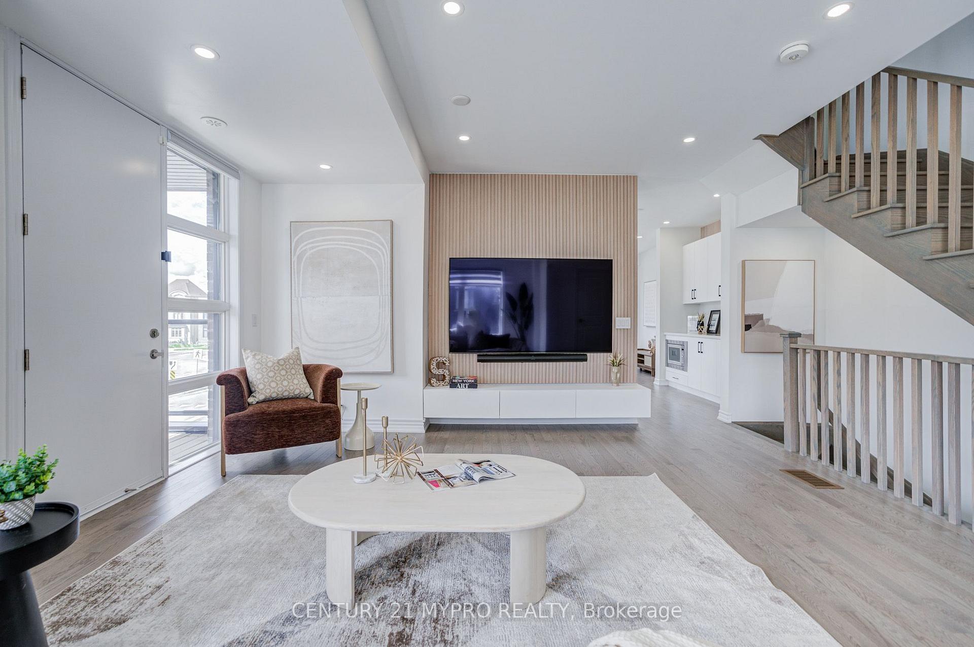 Photo 13 of 107 William Shearn Crescent, Markham, Angus Glen — HOMEH